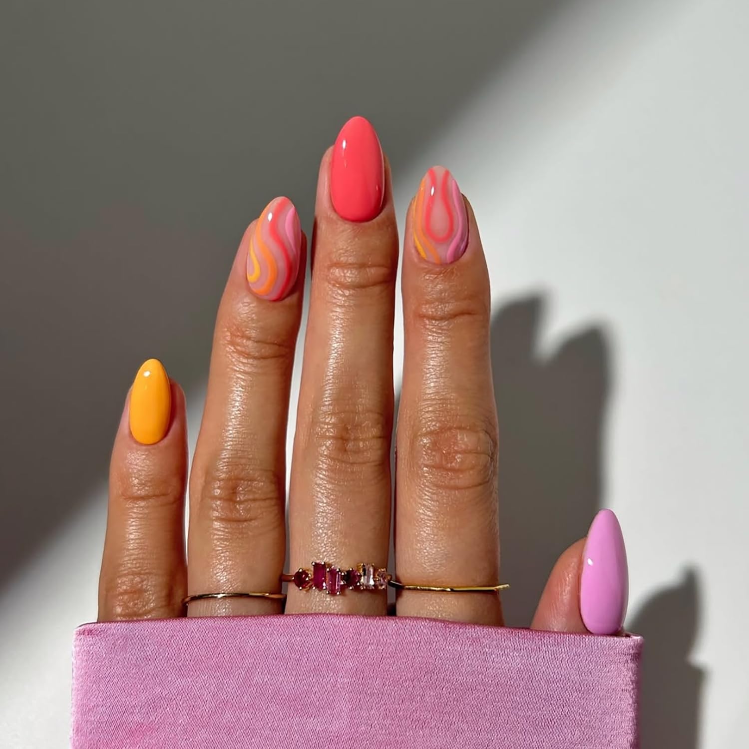 Photo 1 of 24Pcs Press On Nails Short Almond Fake Nails Acrylic Almond Nails Press Ons Artificial Glossy False Nails With Stripe Designs Full Cover Glue On Nail Short Stick On Nail For Women Girls
