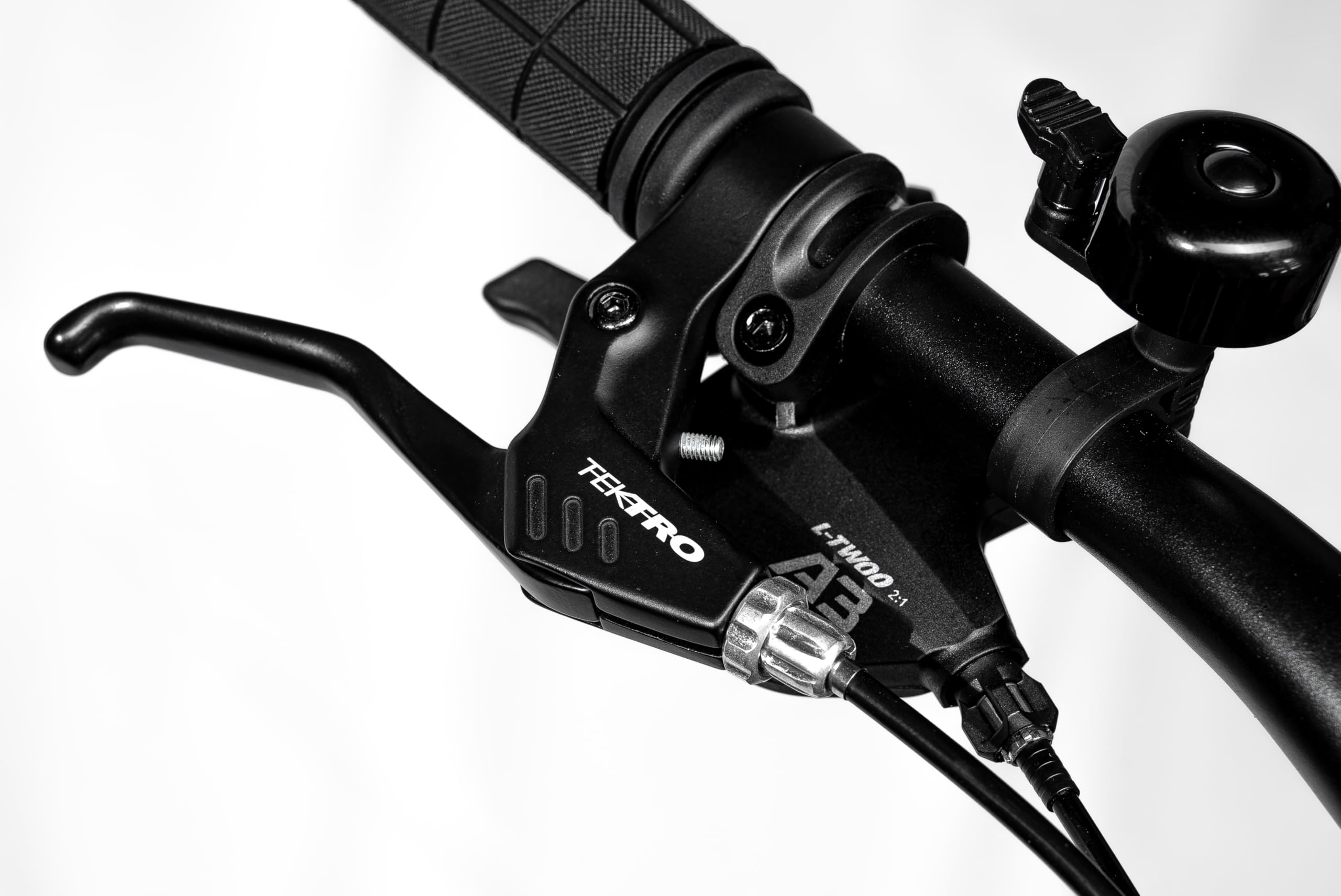Rockblazer 25 BlackOrange E-Bike, Bicicleta eléctrica, Motor de 250W, Hasta 25 km/h, Batería extraíble 36V 10,4Ah, Autonomía hasta 90 km, Cambio de 8 velocidades, Ruedas de 29'' con frenos de disco