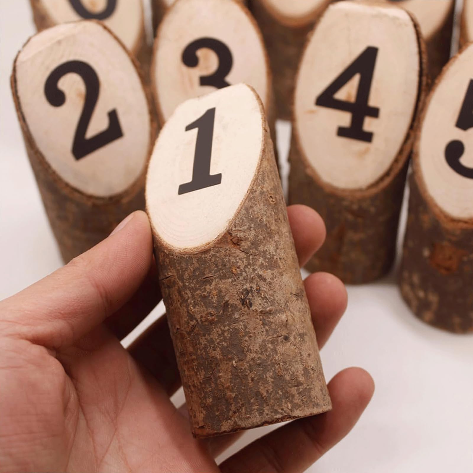 Amazon.co.jp: 木の切り株テーブルナンバースタンド天然木テーブル