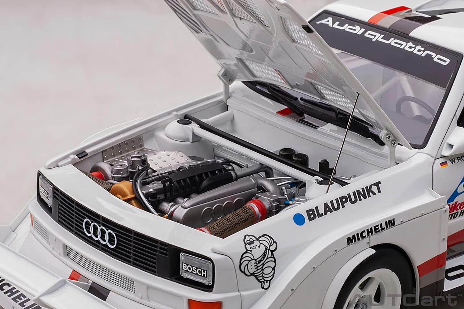 AUTOart 1/18 Audi Sport Quattro S1 1987#1 (Pikes Peak Winner