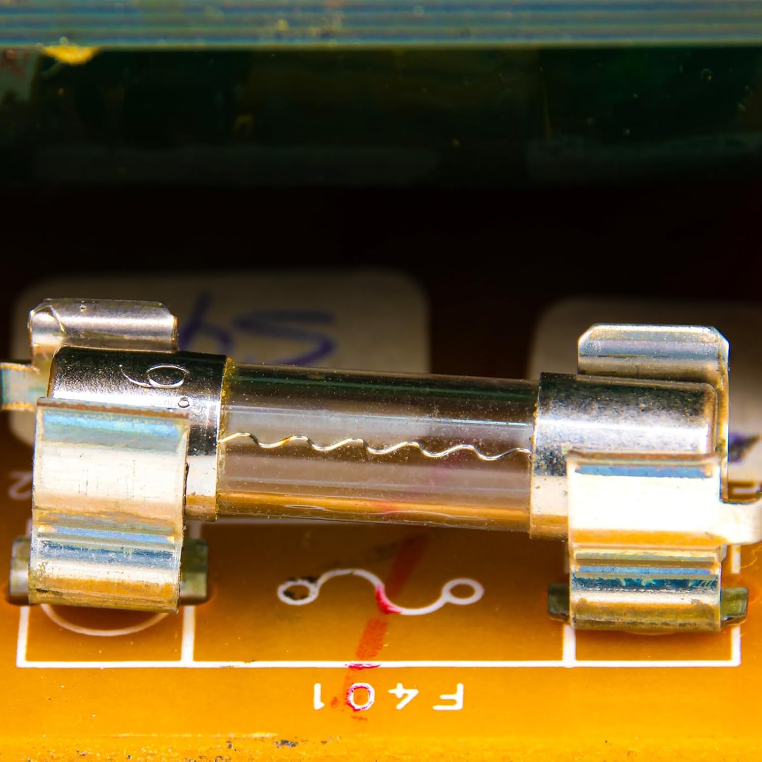 MECCANIXITY 10 Pcs Fast Blow Glass Fuse 1.6A 125V 5x20mm Glass Tube Fuses Fast-Acting Fuses for PCB Board Electronic Devices Home Appliances Light String