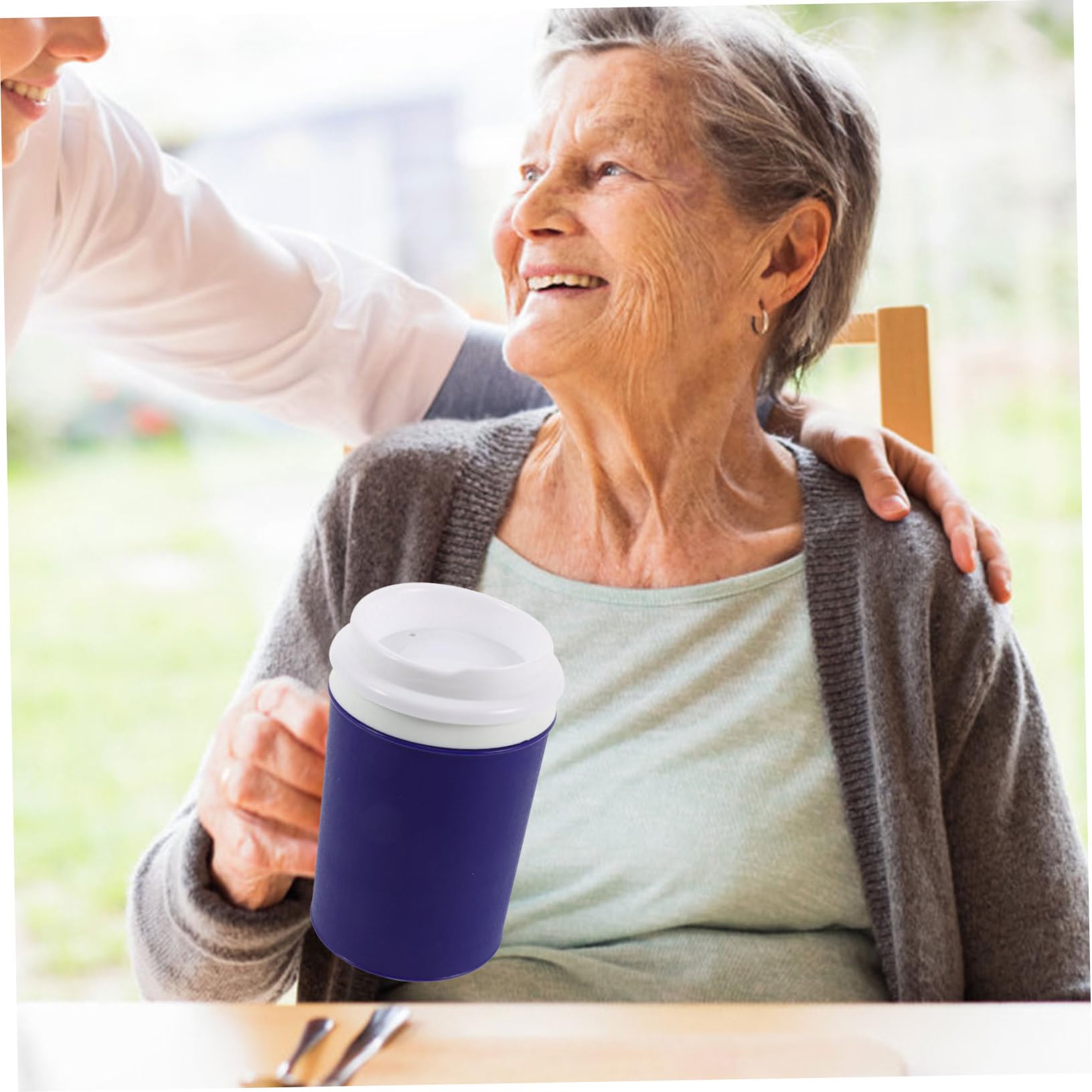 FRCOLOR 3 Piezas Taza De Viejo Tazas De Sorbo De Agua Para Paciente Discapacitado De Hospital De Alimentación Para El Paciente s Sin Derrames Para Ancianos Vasos Pp y