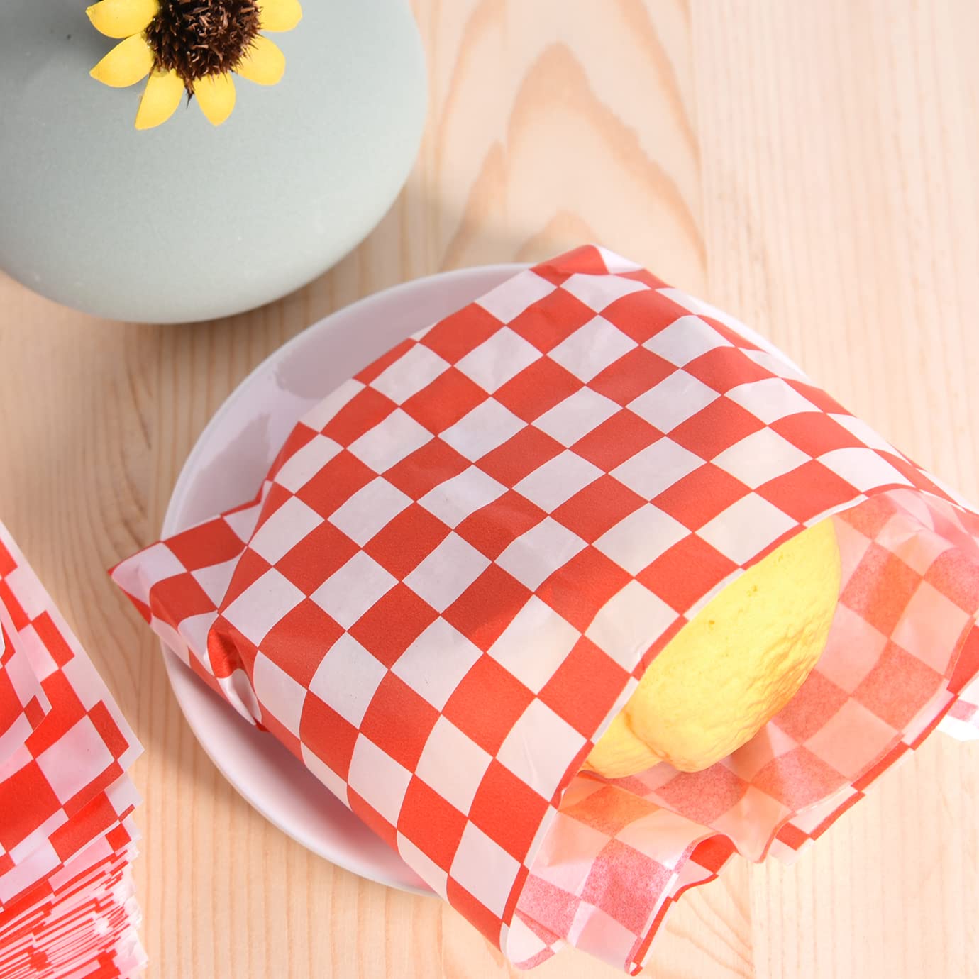 400 Fogli Di Carta Cerata A Quadretti 18x18 Cm – Colorati E Resistenti Al Grasso Per Hamburger, Panini, Pasticceria, Picnic E Feste - 2