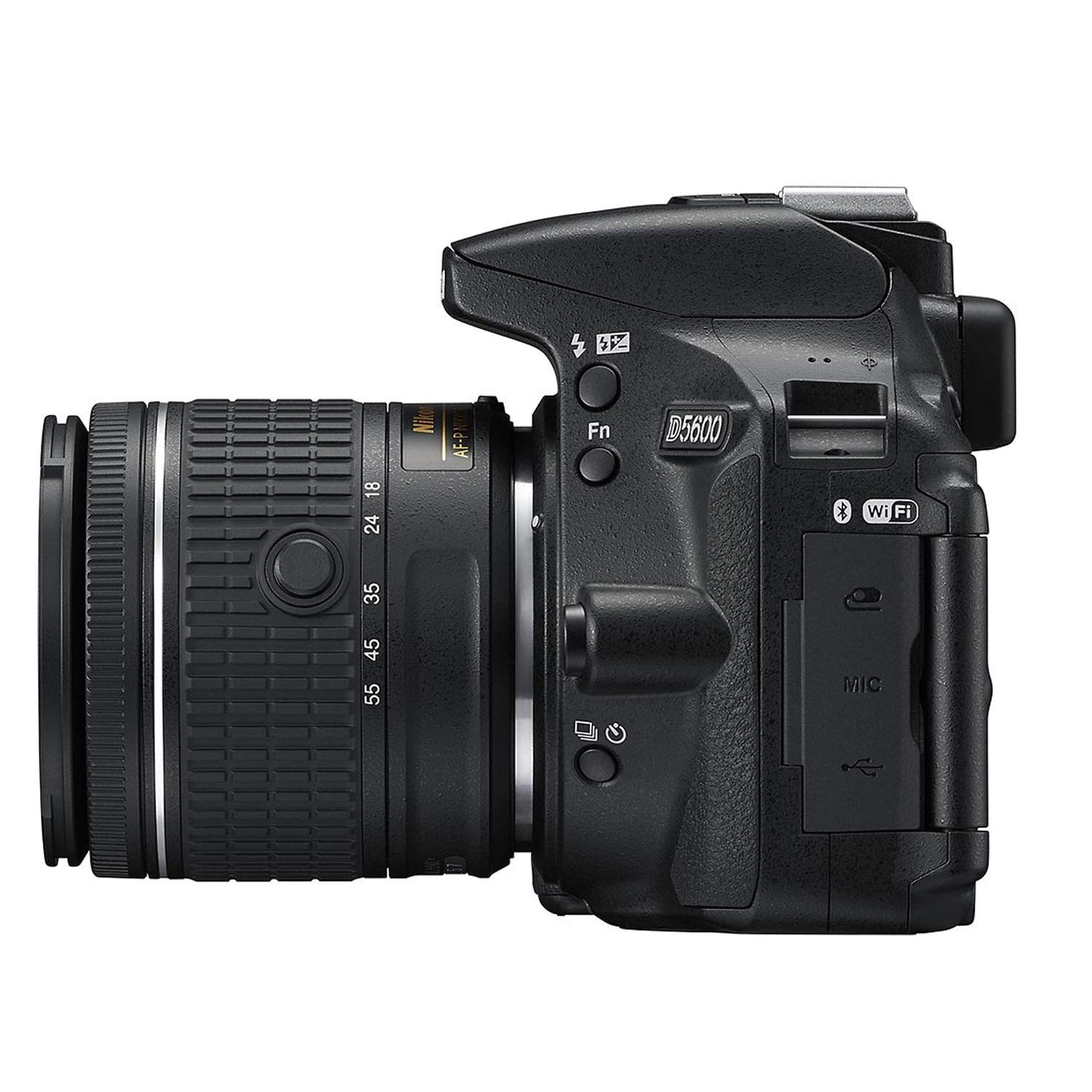 Nikon D5600 w/AF-P DX NIKKOR 18-55mm f/3.5-5.6G VR + Case + 32GB