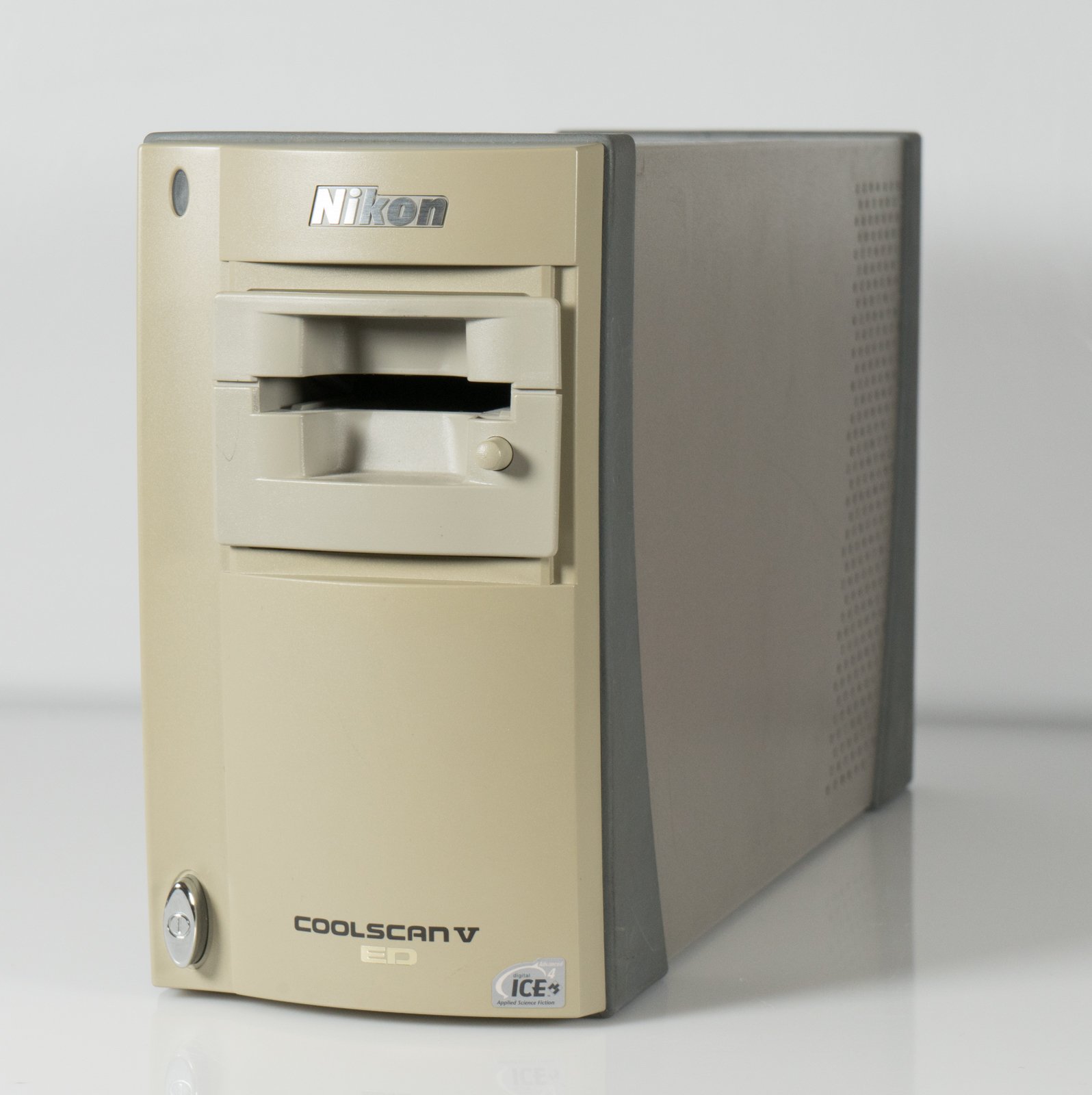 Nikon COOLSCAN V ED: Amazon.de: Computer & Zubehör