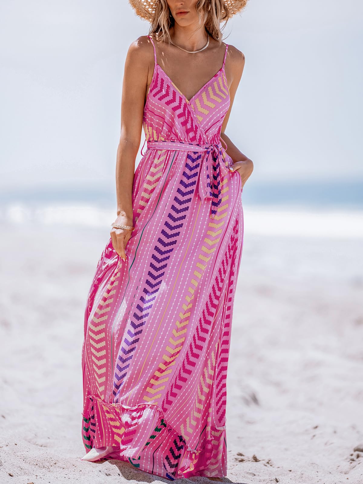CUPSHE Damen Sommerkleid Boho V-Ausschnitt Ärmellos Maxikleid Spaghettiträger Freizeitkleid Rüschensaum Strandkleid mit Gürtel