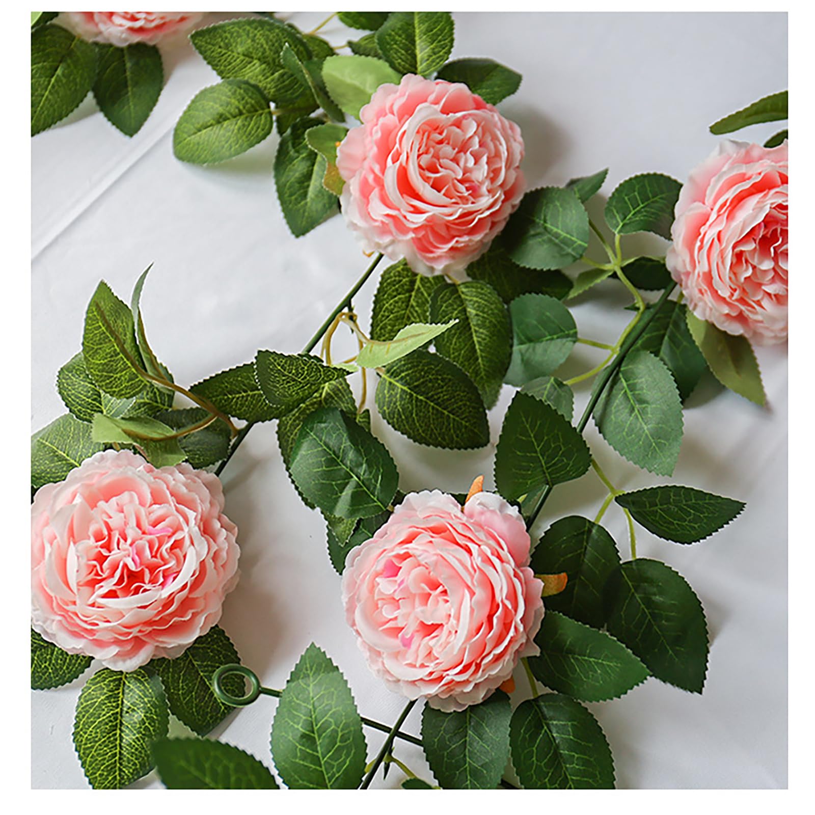 Künstliche Blumengirlande mit künstlichen Rosen für den Innen- und Außenbereich, Zuhause, Küche, Garten, Hochzeit, Party, Dekoration (Weiß, 4 Stück)