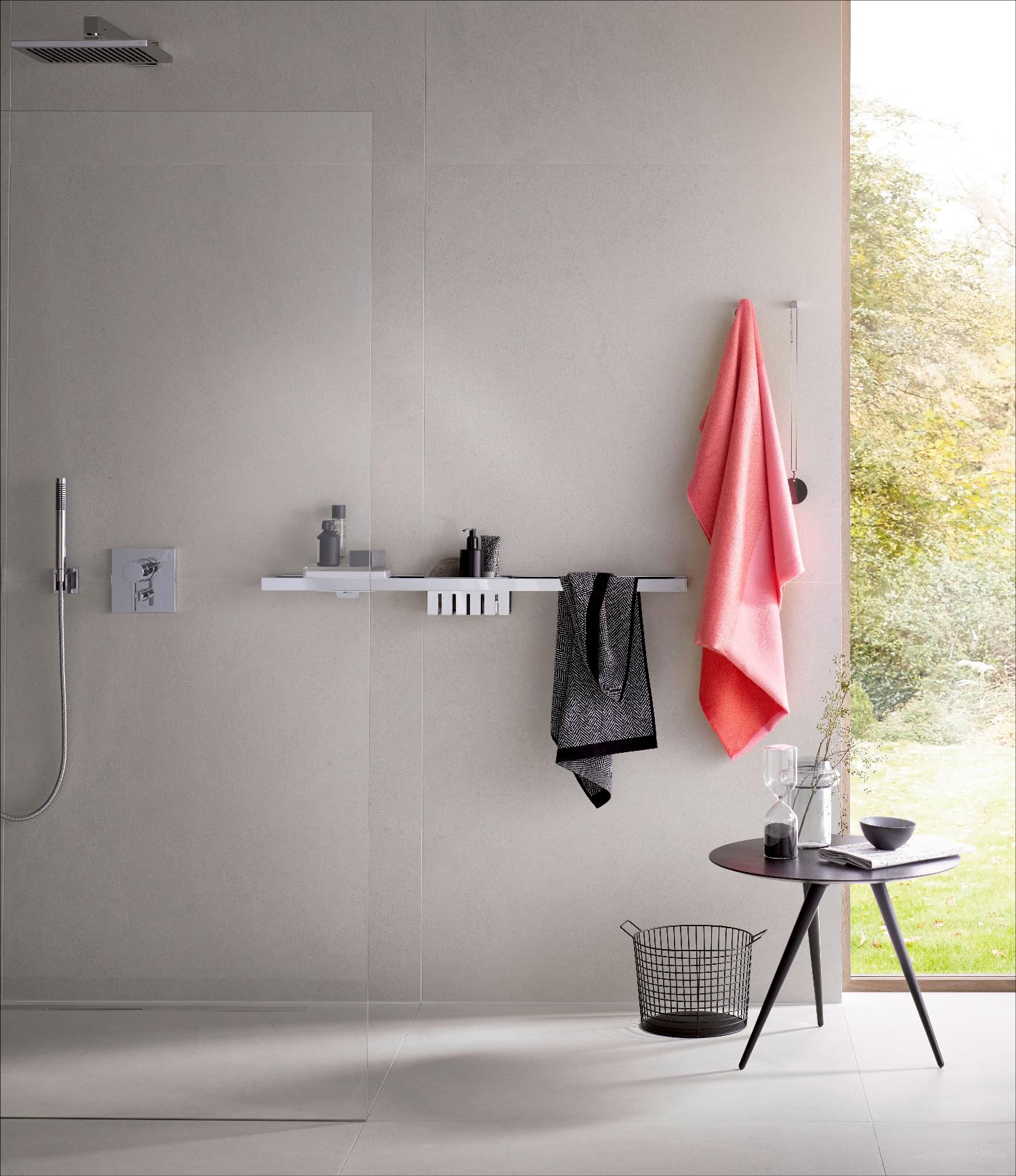 Emco Liaison 184500101 - Cesta de Ducha cromada para carriles, Cesta Colgante sin taladrar, Accesorios de baño, Profundidad 91 mm