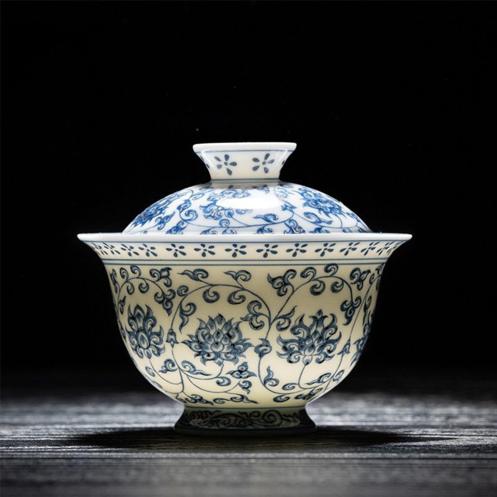 Ensemble à thé Kung Fu en céramique bleu et blanc, cadeau idéal motif lotus