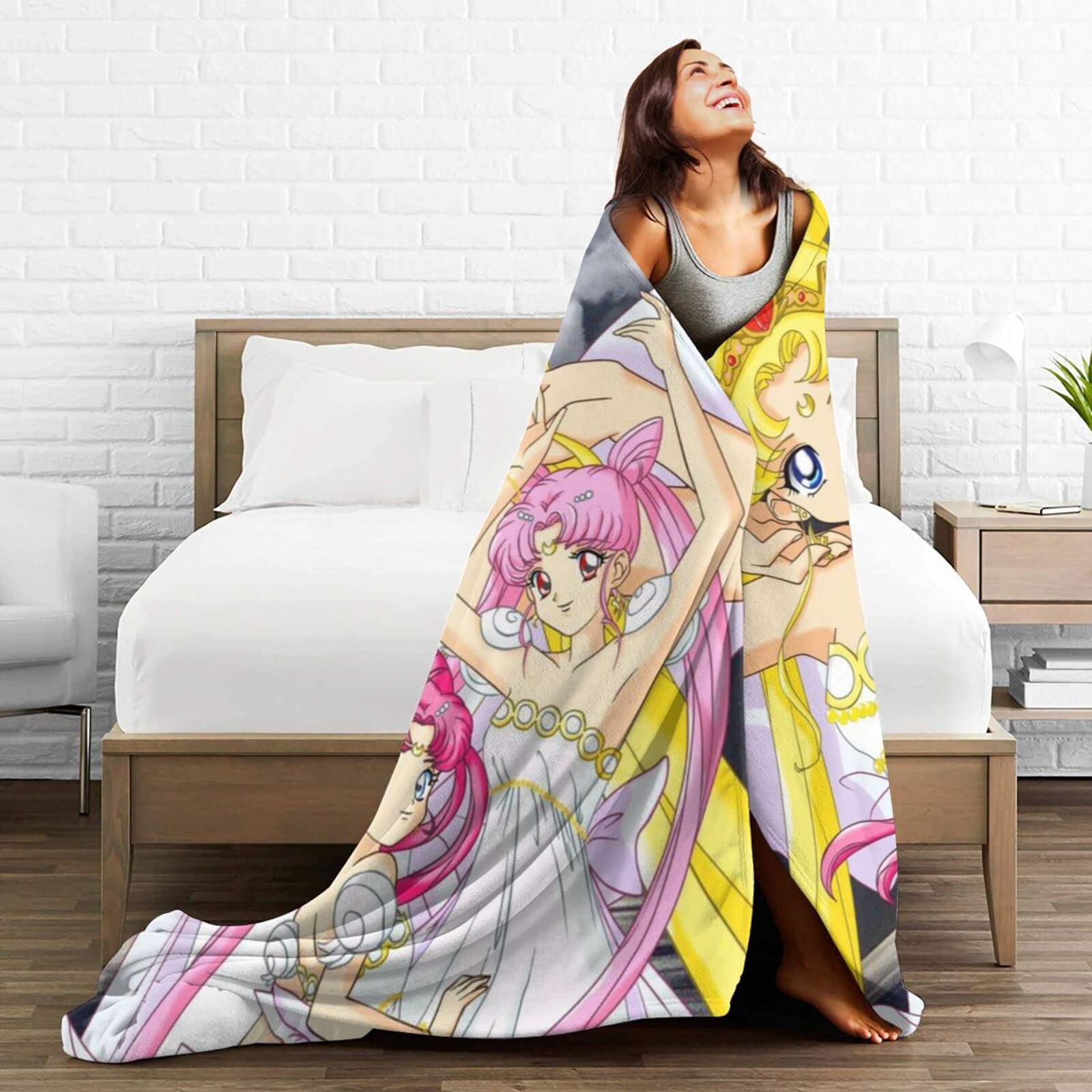 Amazon｜毛布 美少女戦士セーラームーン ブランケット 厚手 フランネル