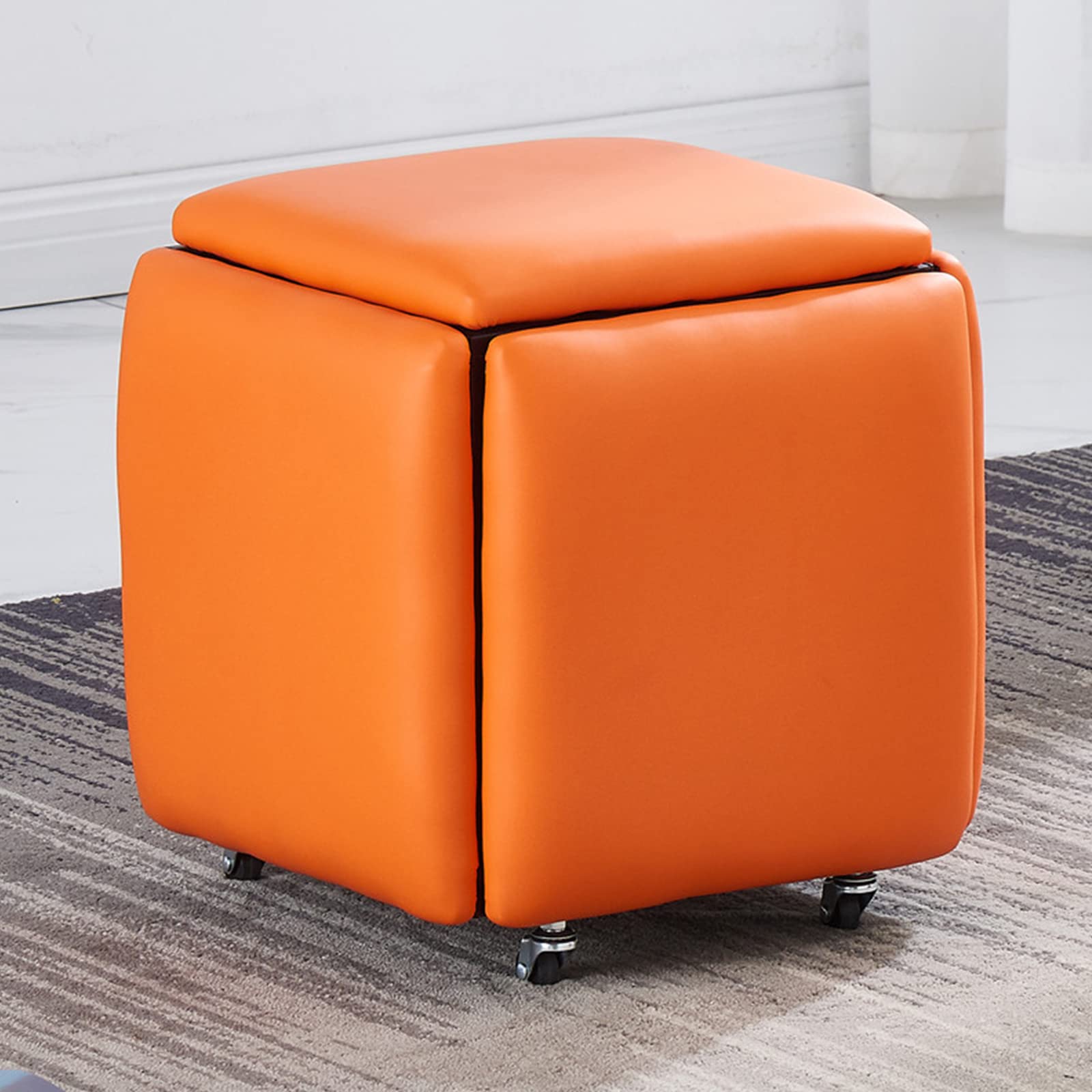 Manque de place ? Ce cube ottoman 5 en 1 en cuir règle le problème