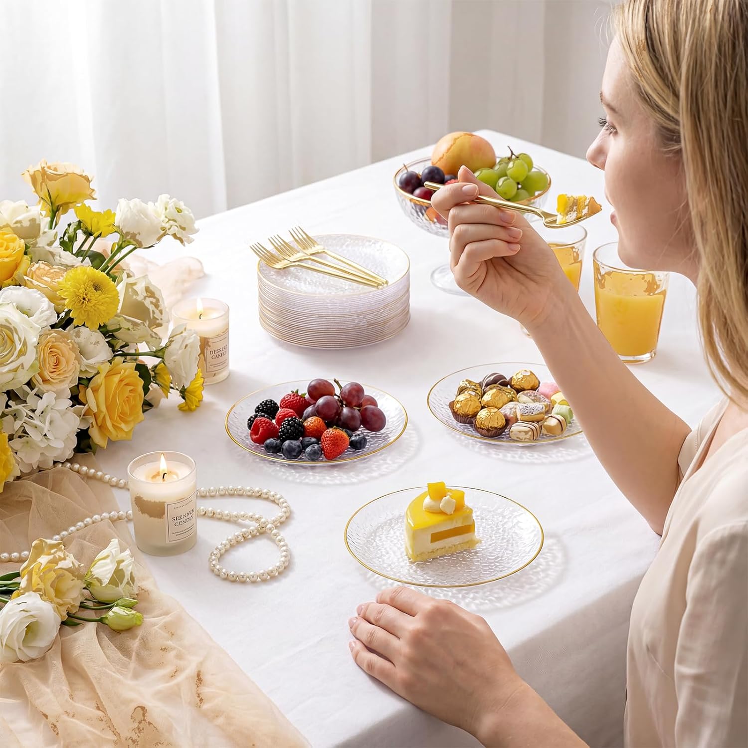 Rubtlamp 200 Pcs Clear Gold Dessert Plates with Forks, 6 inch Hammered Gold Small Disposable Plates, Fancy Appetizer Platos Include 100 Cake Plate,6 inch 100 gold Forks for Birthday, Wedding, Teatime