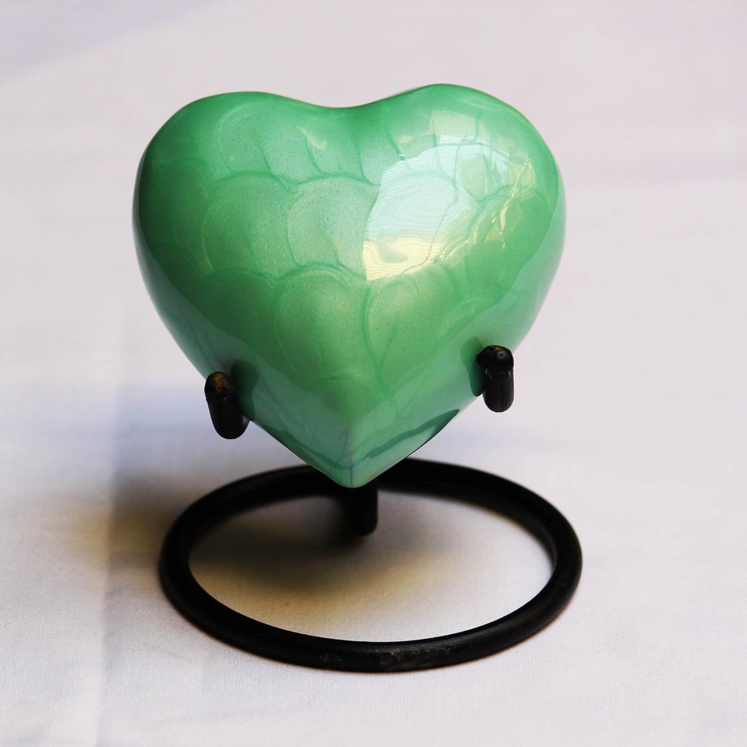 Heart Keepsake Urn for Human Ashes - High Gloss Cremation Urn with Stand and Velvet Bag, Perfect for Adults & Infants (White)