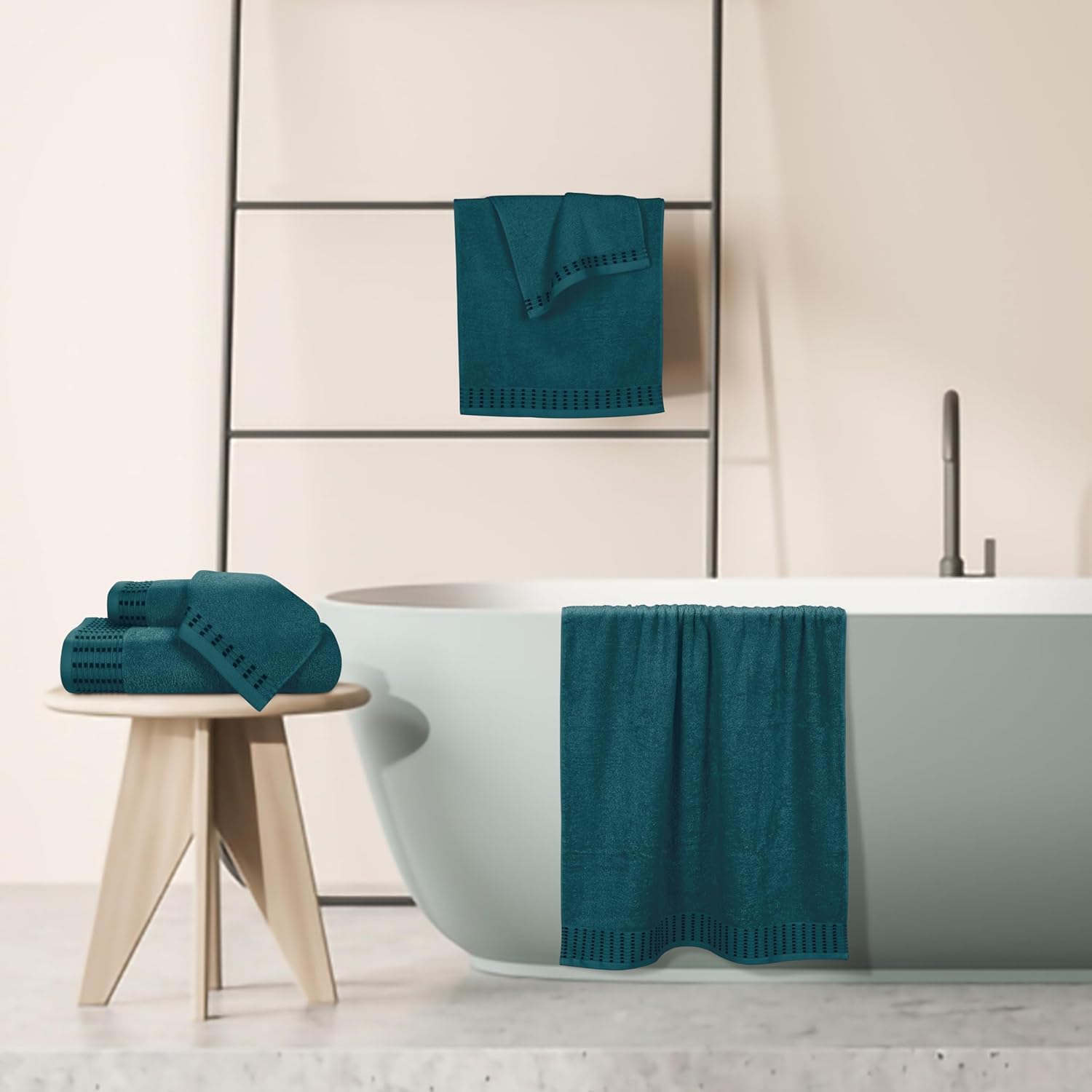 Ultra Soft 6 Pack Cotton Towel Set, Contains 2 Bath Towels 28x55 inch, 2 Hand Towels 16x24 inch & 2 Wash Coths 12x12 inch, Ideal Everyday use, Compact & Lightweight - Teal - Image 5