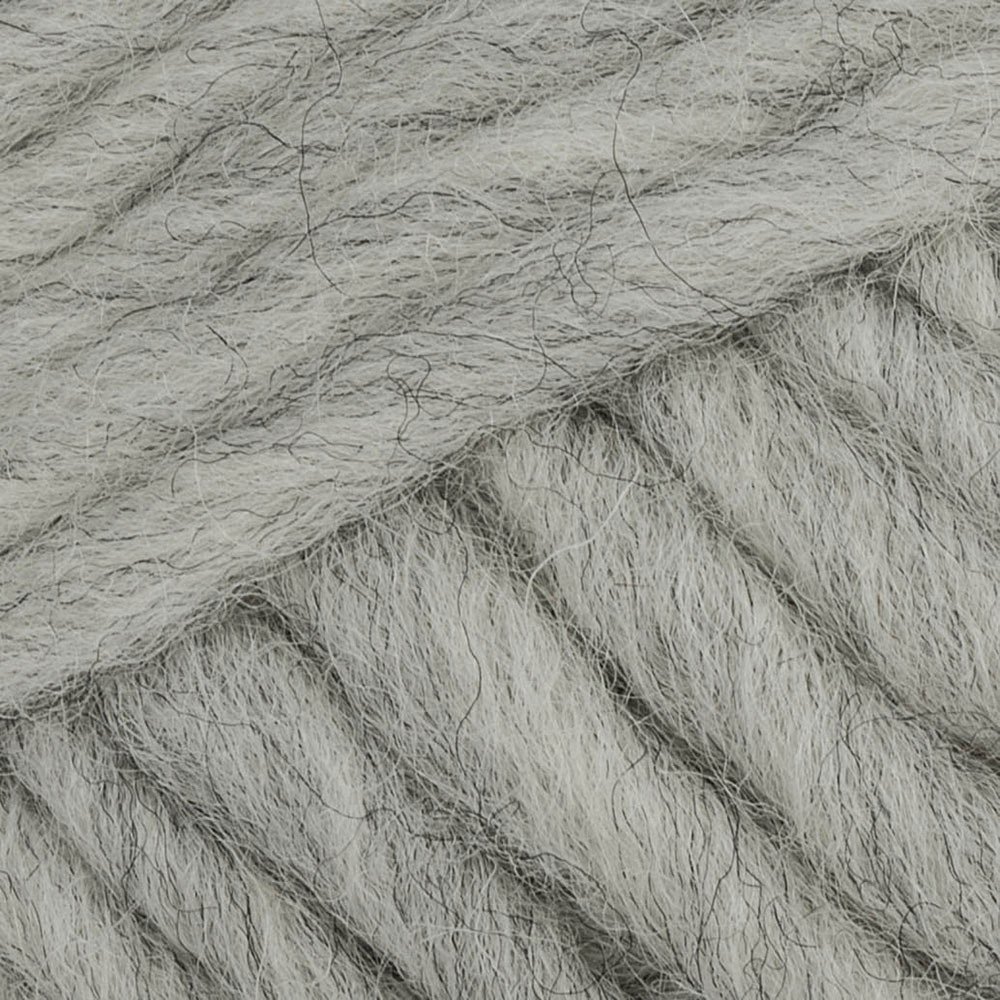 Pure Wool Single Stranded Super Bulky Weight Knitting Yarn Drops Eskimo, 1.8 oz 55 Yards per Ball (53 Light Grey)