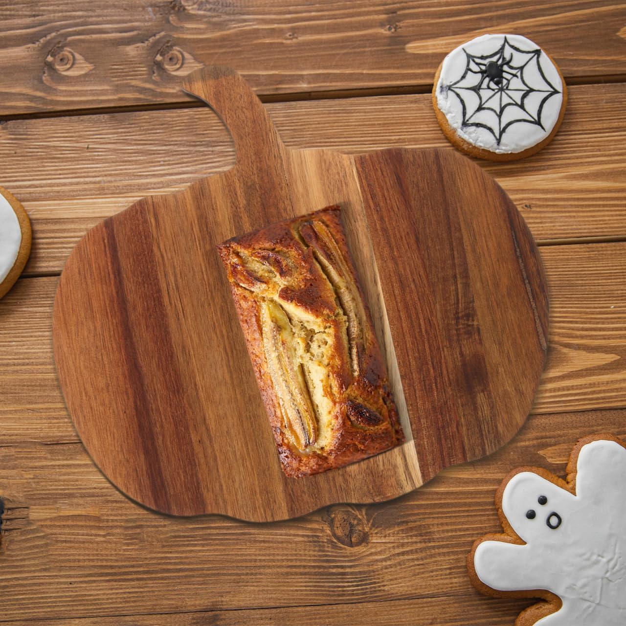 Homoyoyo Pumpkin Shaped Acacia Wood Cutting Board with Handle, Decorative Charcuterie Serving Board for Cheese Fruit Snacks, Spring Kitchen Decor, Easter Brunch Party Platter