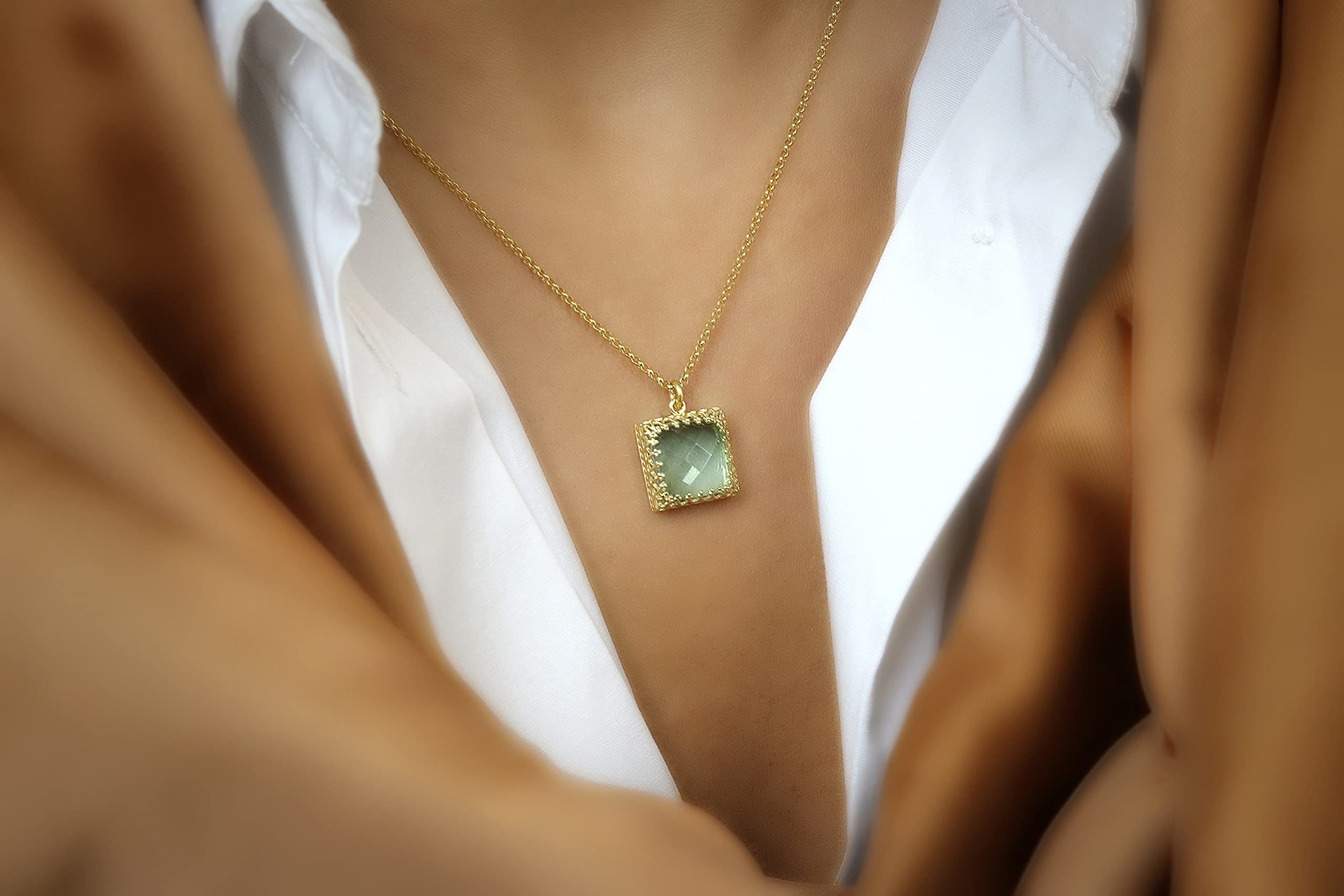 Anemone Quadrato Ciondolo Collana Topaz Blu per Donne - Collane Dichiarazione, Collane Moda, Collane Tutti i Giorni - Regalo Personalizzabile di Gioielli Pietra Nascente per Lei - con Scatola Fantasia