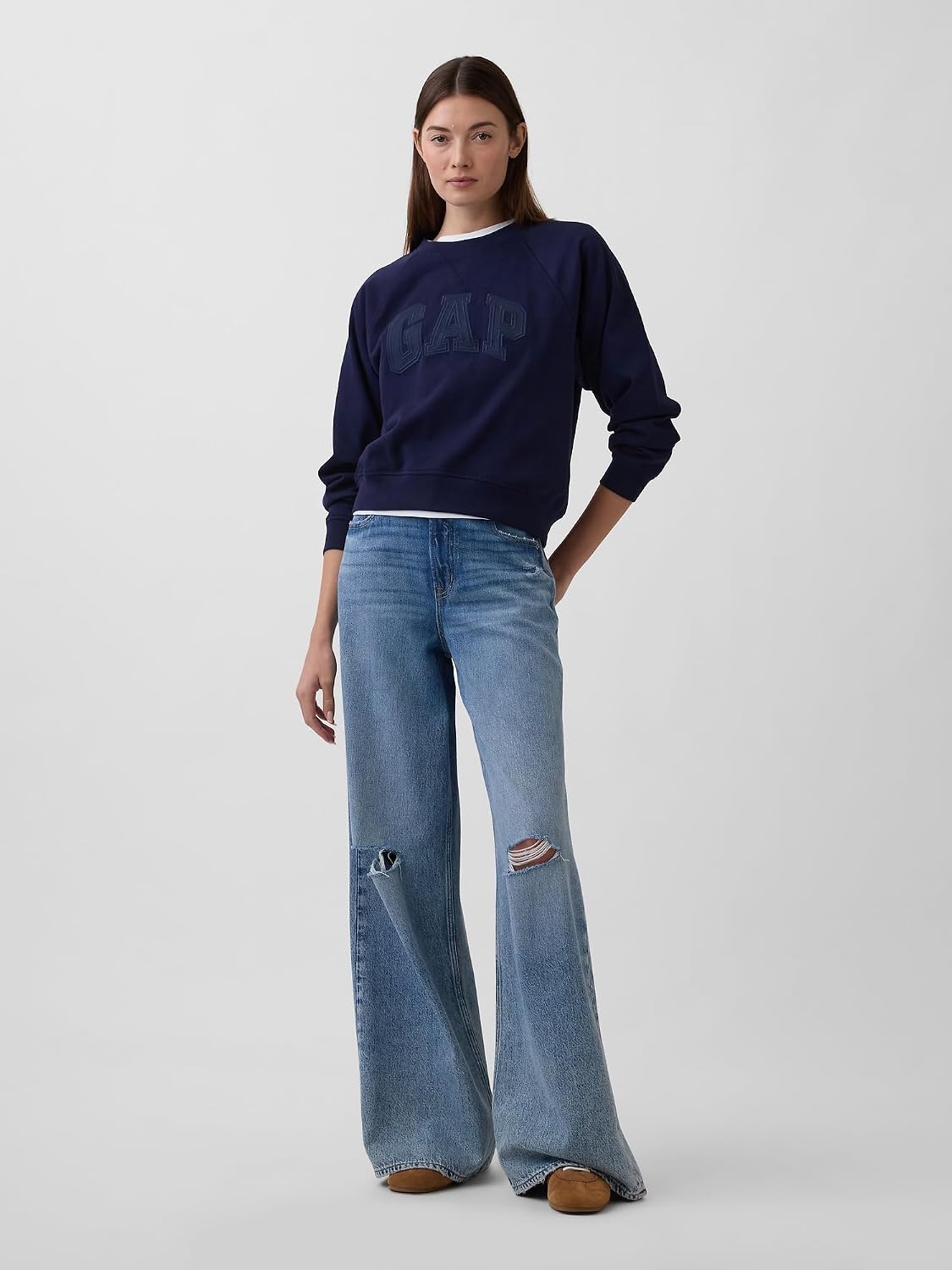 GAP Women's French Terry Logo Crew Sweatshirt