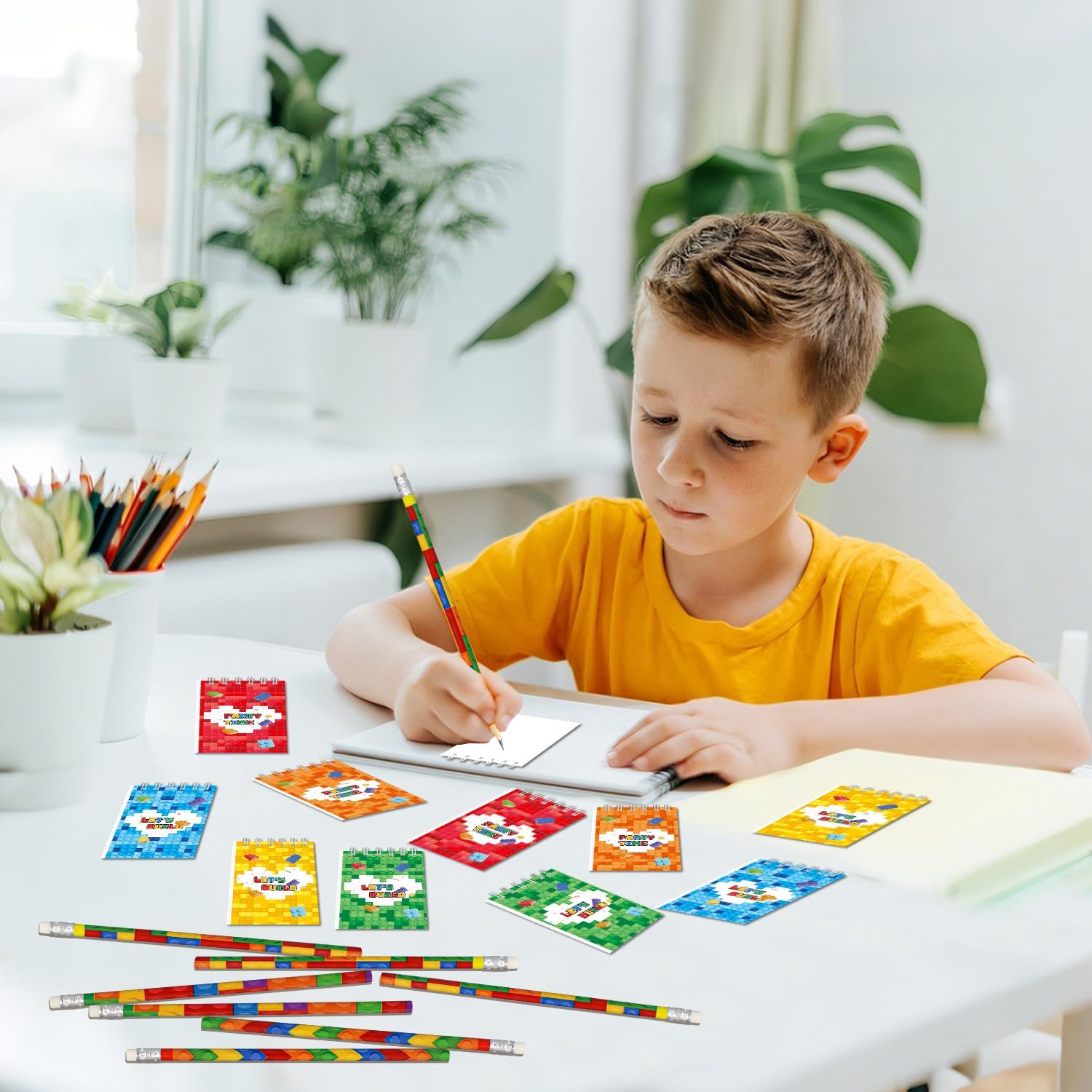 Building Blocks Pencil Set, Building Blocks, Party Bags with 12 HB Pencils and 10 Notebook for Children's Birthday Party Favours, Drawing, Sketching, Writing, School Pack of 22