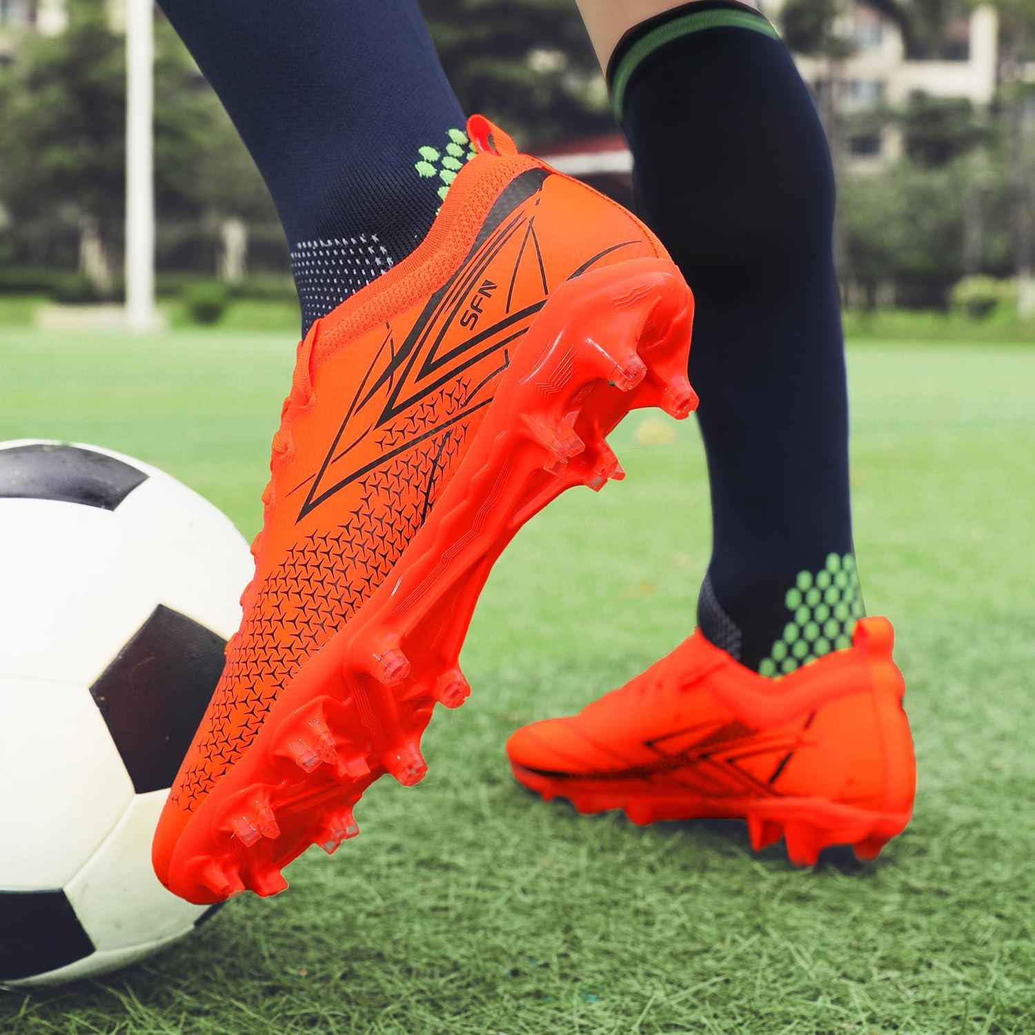 Soccer Cleats Mens AG/FG Professional Football Shoes Lightweight Breathable Youth Adult Athletic Training Sneakers