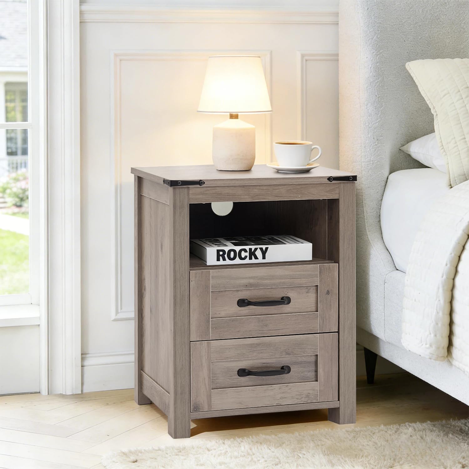 Seekverse Farmhouse Nightstand, End Table with 2 Drawers and Open Shelf, Wooden Bedside Cabinet for Bedroom, Home Office, Living Room, Grey