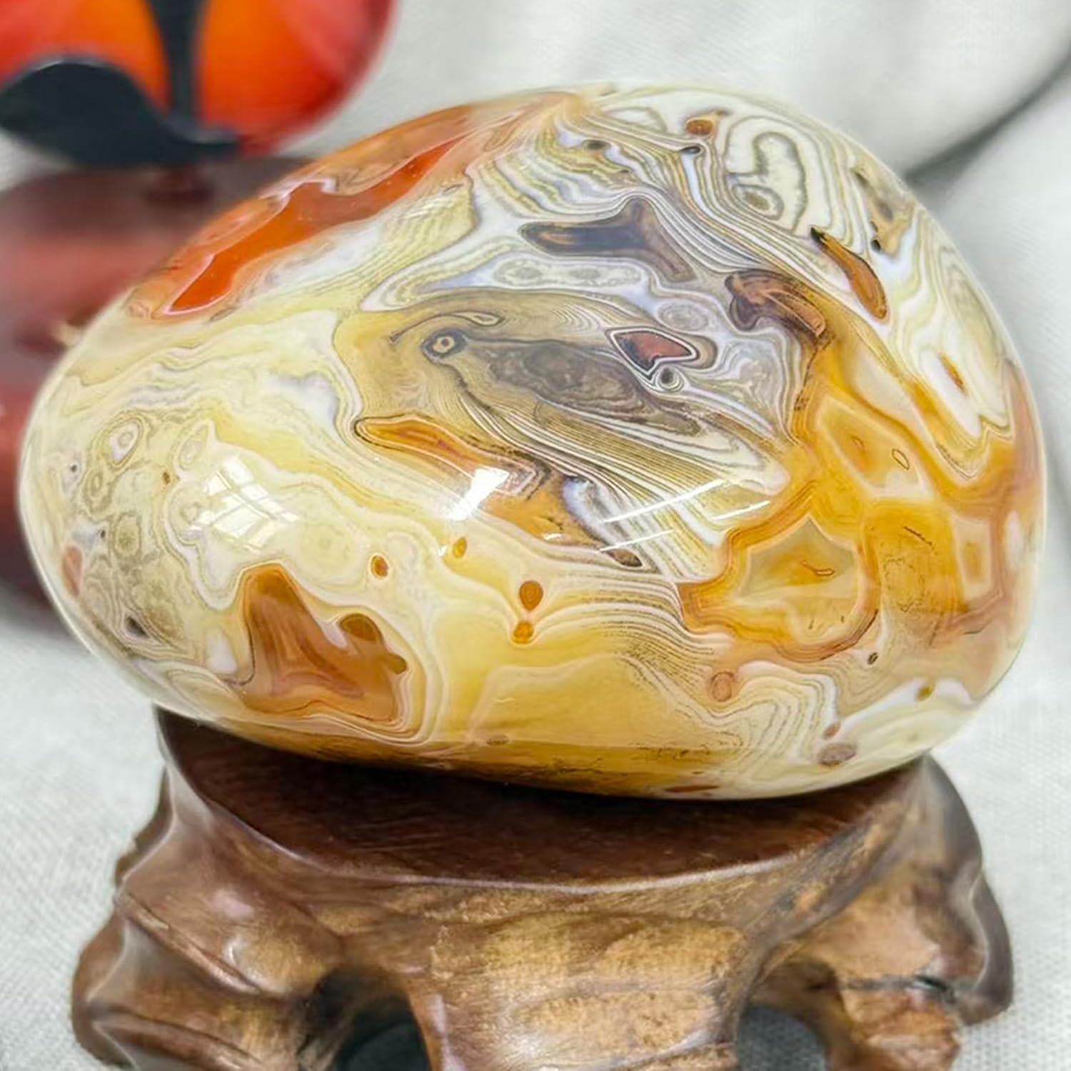 Natural Agate Chalcedony Palm Stone, Handheld Polished Banded Agate Crystal, Unique Raw Gemstone Specimen for Collection, Desk Decor, Meditation Gift, Home Decoration