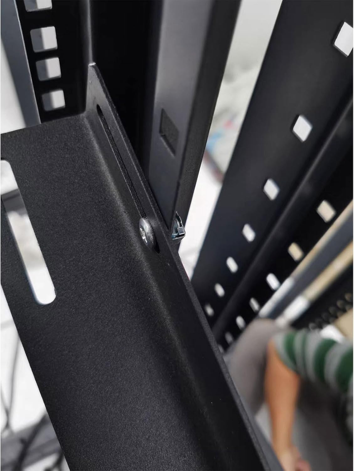 19-inch 1U Size Rack Mount Supporting Rails L-Shape 1 Pair for 600mm Deep Cabinets/Racks, with Mounting Screws, Black