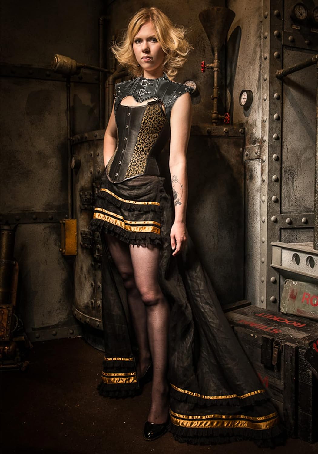 KUOIN Women's Gothic Shoulder Armor Cape with Adjustable Arm Band, Steampunk Leather Shrug Jacket LARP Warrior Costume