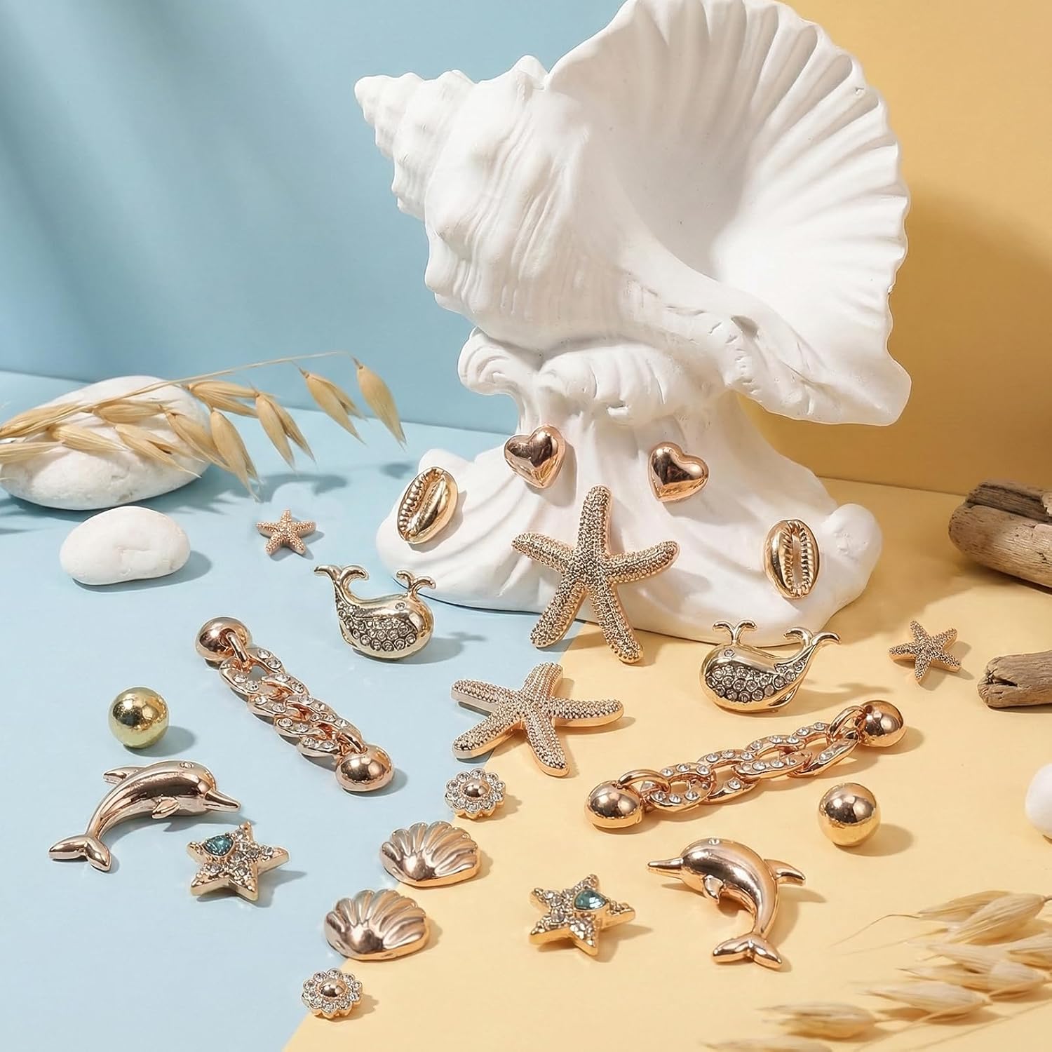 22 Pcs Bling Shoe Charms Gold Dolphin Starfish Whale Ocean Shoe Accessories Bling Gold Shoe Chain for Women Luxury Jewelry Clog Shoe Decoration Charms for Party Favor Birthday Present