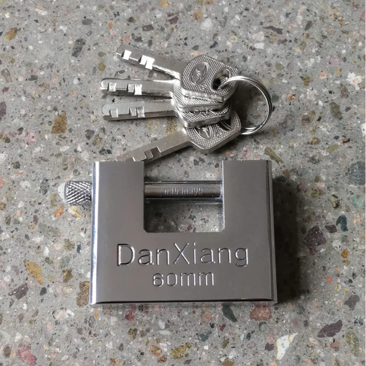 D-Shaped Heavy Duty Security Padlock with 3 Keys,Hardened Solid Steel Hardware Monoblock Lock,8mm Thick Shackle for Garages,Containers,Sheds, Lockers,Gates and Warehouse Protection Locks