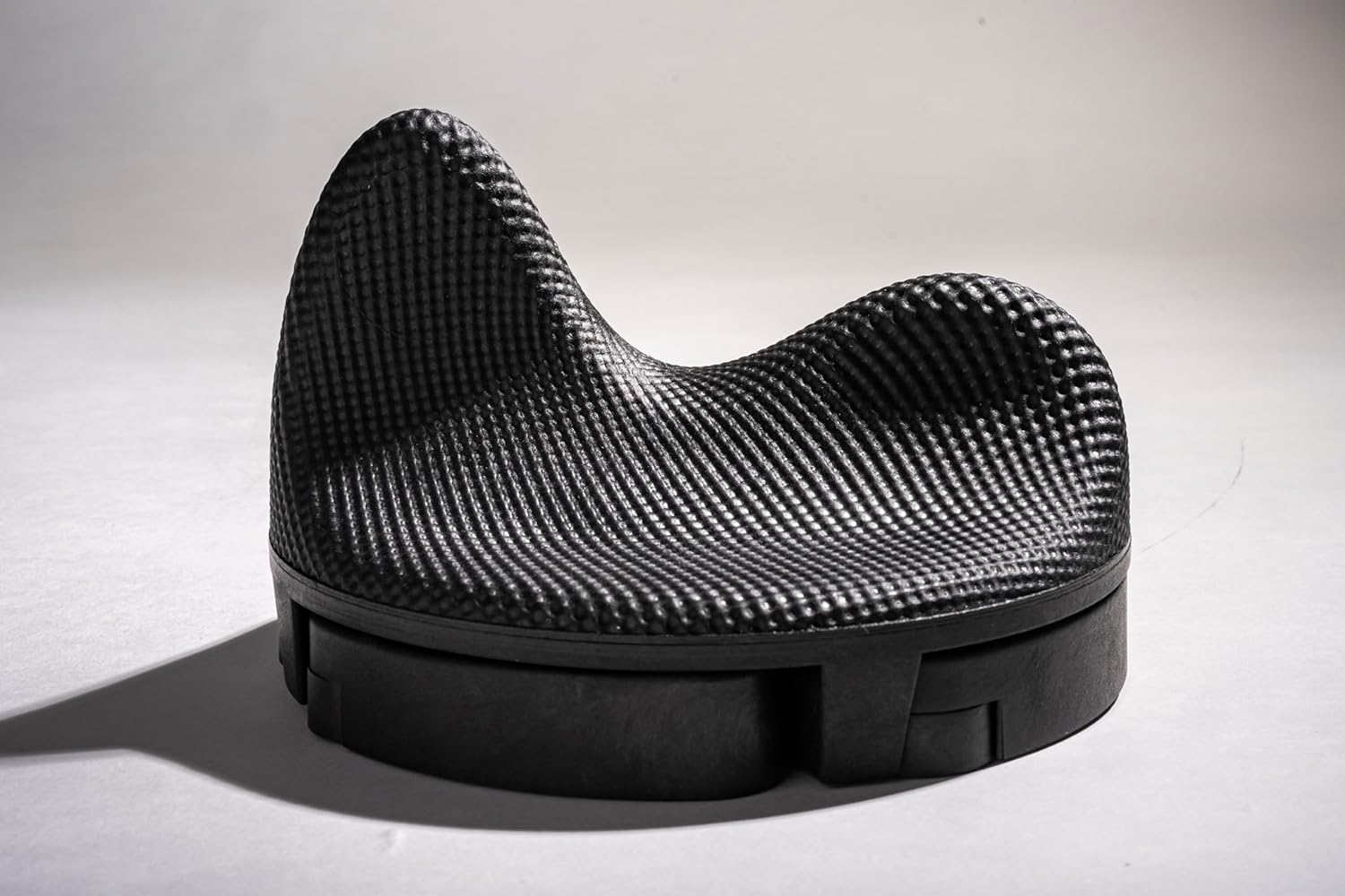 Alleviate Therapy Arch Massager - Precision Manual Massager for Plantar Fasciitis & Foot Pain, Black - Image 5