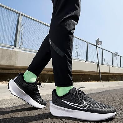 Nike FD2291-100 Interact Run White/Wolf Gray/Black/Volt