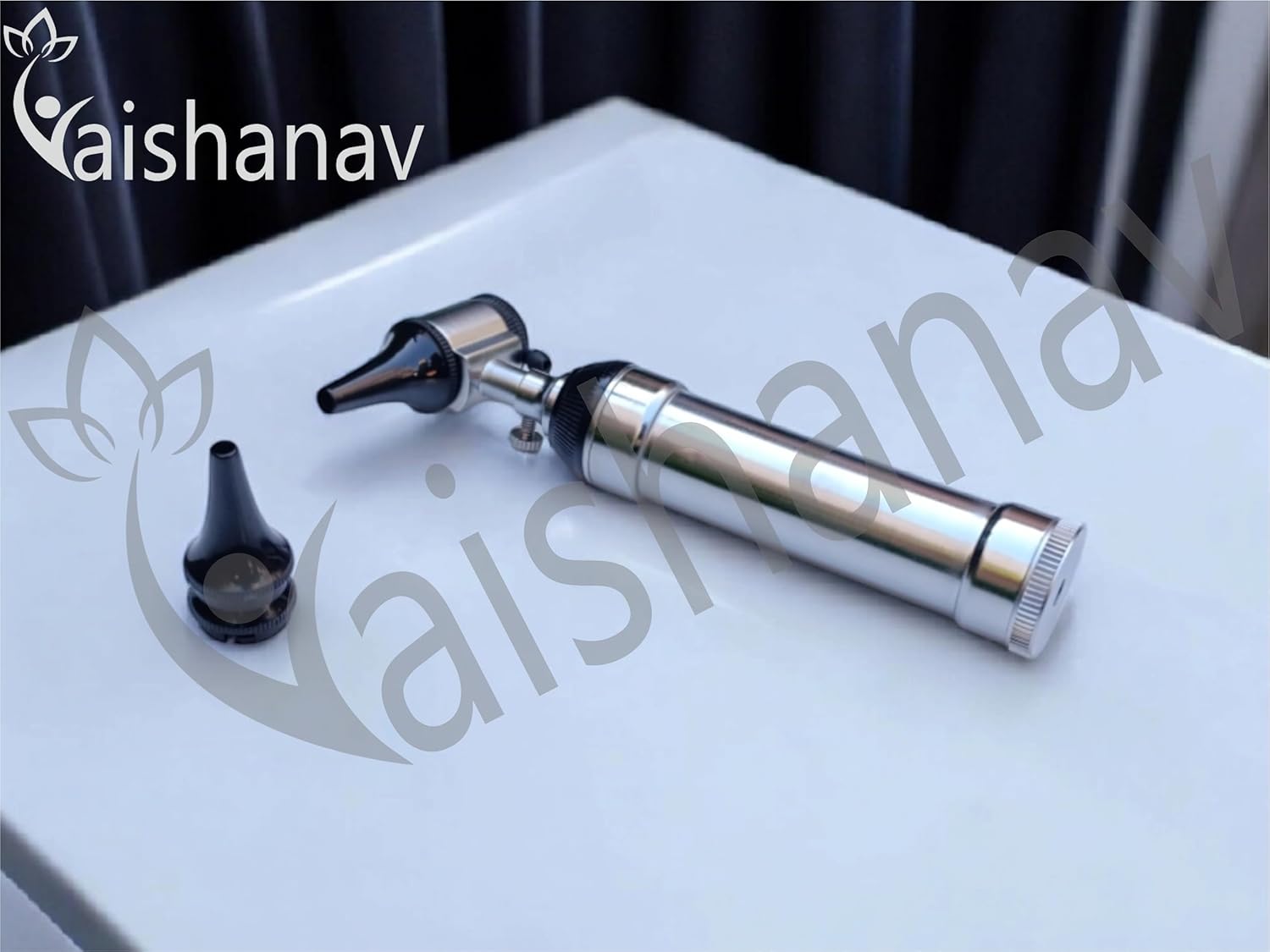 Vaishnav mini otoscopic ear scope - Portable silver otoscope with LED light for ear inspection, compact pocket for home and professional use compact pocket -size year scope (otoscope mini silver) Vaishnav mini otoscopic ear scope - Portable silver otoscope with LED light for ear inspection, compact pocket for home and professional use compact pocket -size year scope (otoscope mini silver)