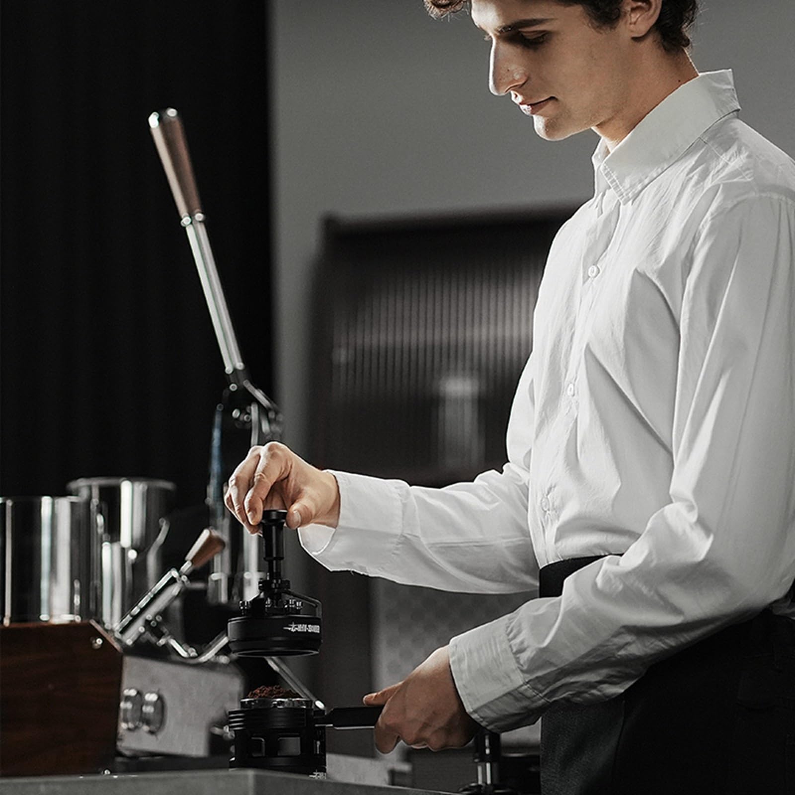 MHW-3BOMBER WDT Tool Espresso 54 mm per Breville, strumento di distribuzione espresso con base magnetica per barista, strumento di distribuzione dell'ago di profondità regolabile, strumenti per