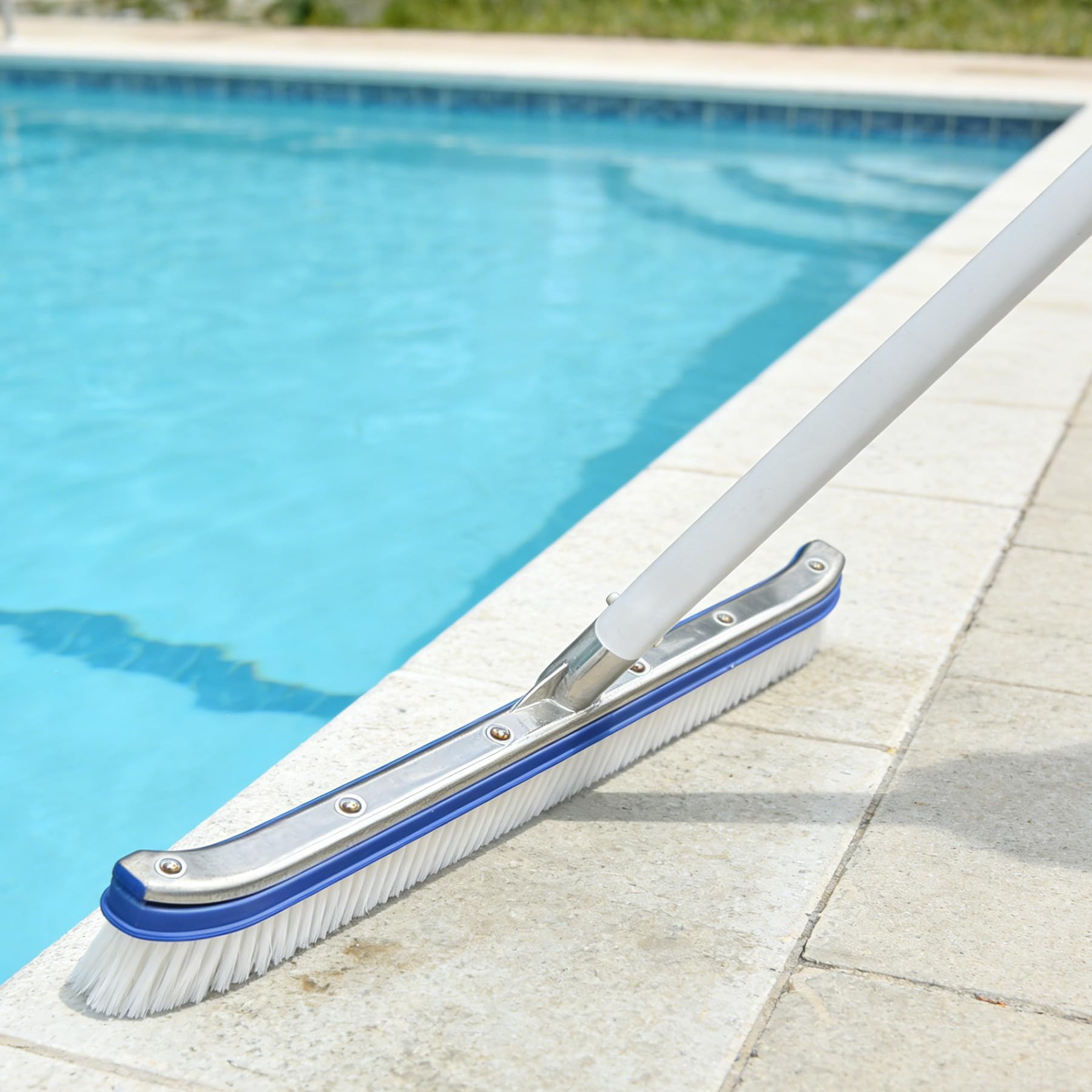 TZEKING 43cm Spazzola per Piscina con Manico, Scopa per Piscina1.8 M Asta Regolabile,con Asta in Alluminio Regolabile e Retro in Alluminio Rinforzato