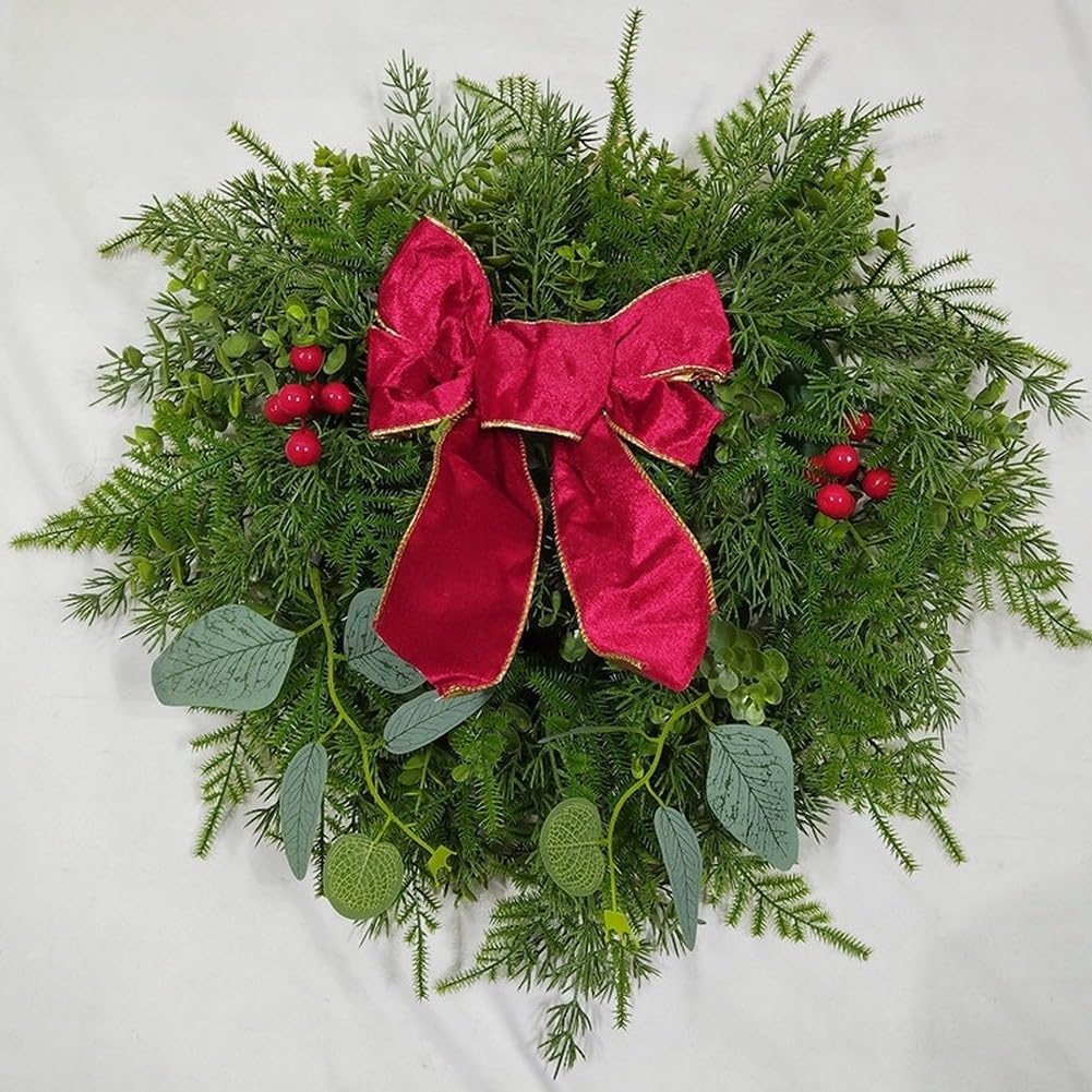 Corona artificial de Navidad de 40 cm, agujas de pino en forma de corazón con hojas de eucalipto para ventana y decoración navideña, plástico duradero y tela de seda