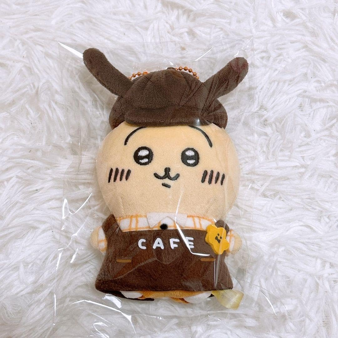 ちいかわカフェの店員さんマスコットうさぎ