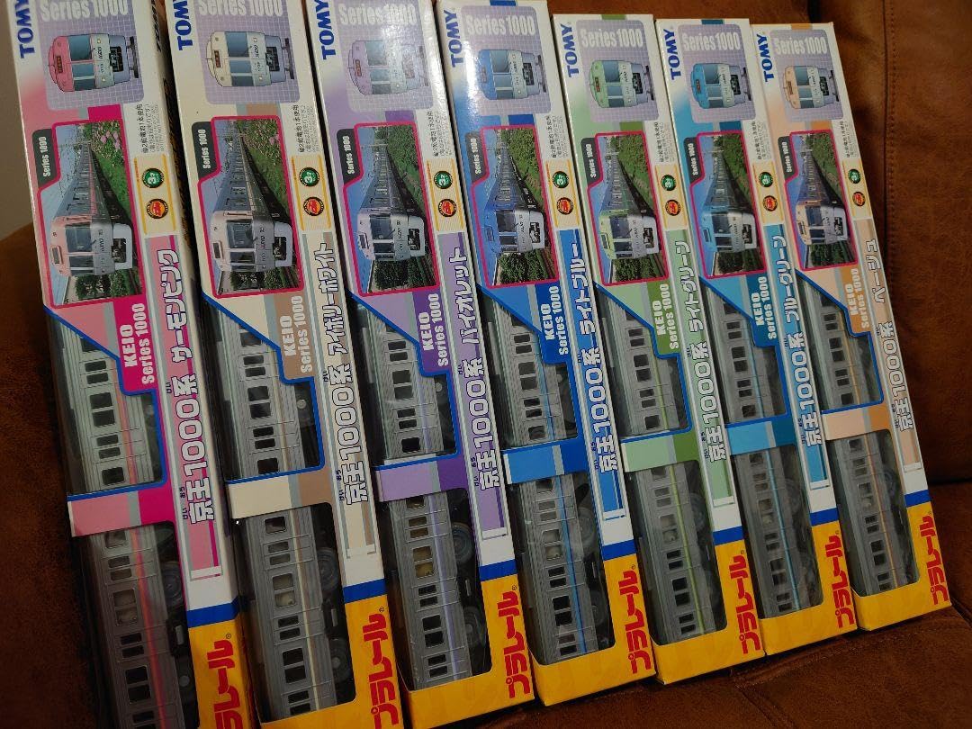 プラレール　京王　1000系　レインボーカラー　台紙付き Amazon | プラレール 京王 1000系 レインボーカラー 台紙付き | 車両