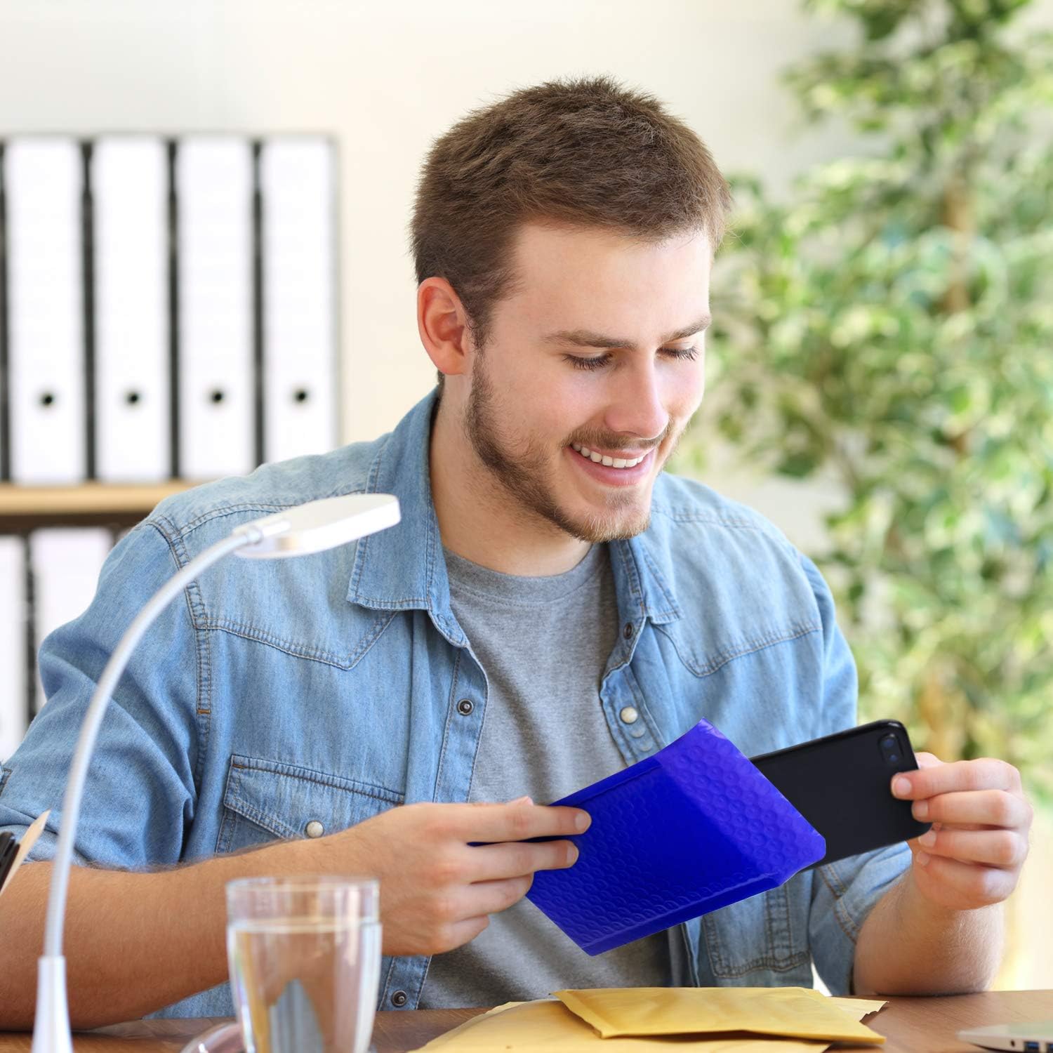 Metronic 4x8 Bubble Mailer 50 Pack Royal Blue , Cushioning Padded Envelopes, Self Seal Adhesive Shipping Bags, Waterproof Bubble Envelopes for Small Business, Jewelry, Sports Cards, Makeup #000 : Office Products