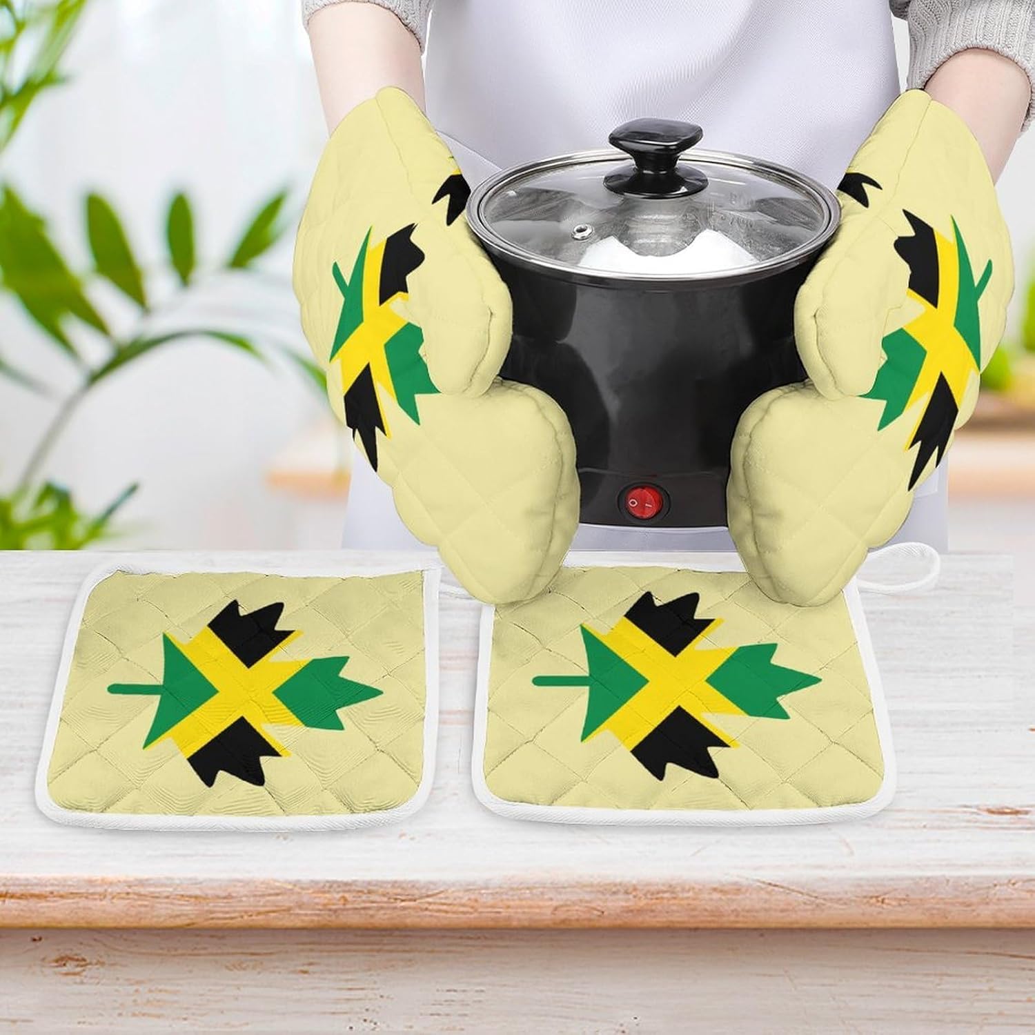 Jamaica Maple Flag Oven Mitts and Pot Holders 4Pcs Set Heat Resistant Cooking Mitts Hot Pads