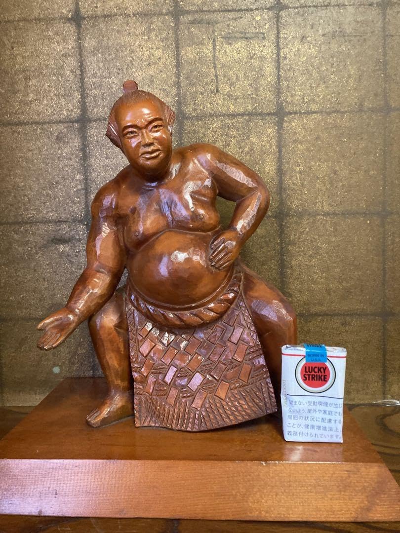 Amazon.co.jp: 龍峰作 力士 像 大相撲 木彫り 横綱 関取 すもう 置物 