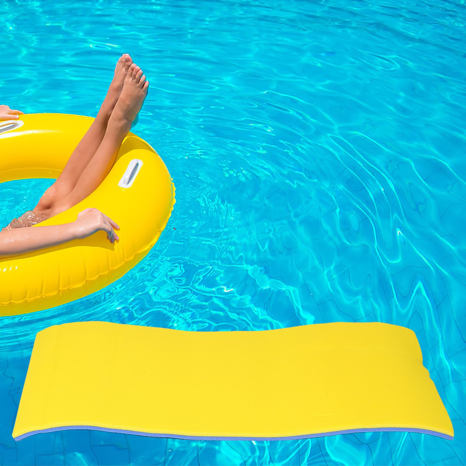 GALPADA Colchoneta Flotante de Espuma para 110X40X22 CM Azul y Amarillo Doble Capa Esterilla Flotante de Nenúfares para Piscina y Actividades Acuáticas en Lagos y Parques Acuáticos