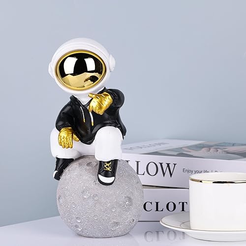 Miniatura 6 de Estatuas de astronauta, escultura de astronauta, arte de resina, regalos para niños, figura negra y dorada, decoración de habitación para hombres,