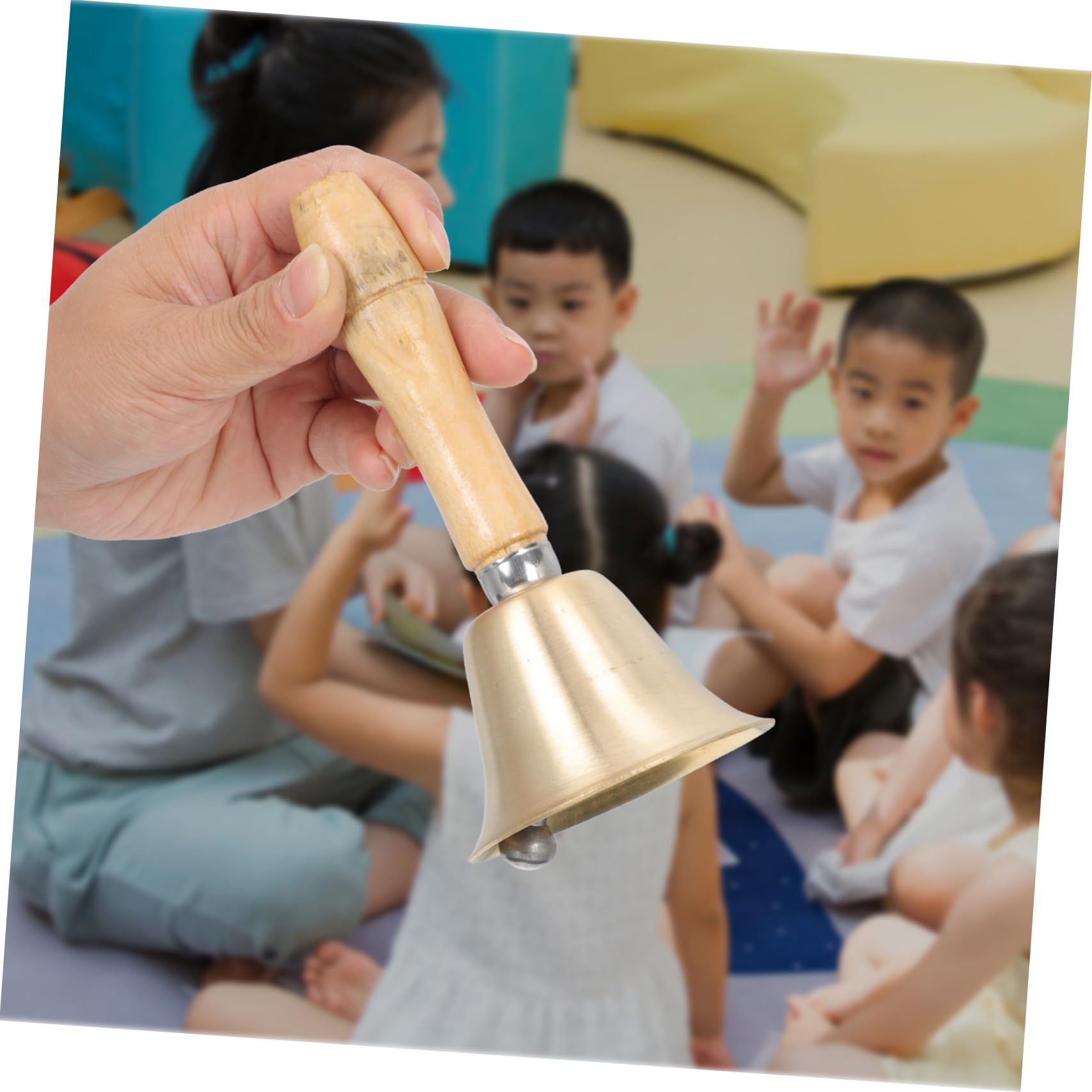 Operitacx 3 Pz Campana a Mano Campanello Del Maggiordomo Della Scuola Arredamento Campana Piccola Campana Decorativa Decorazioni Artigianali Natalizie Rame Campanelli Eolici Di Legno
