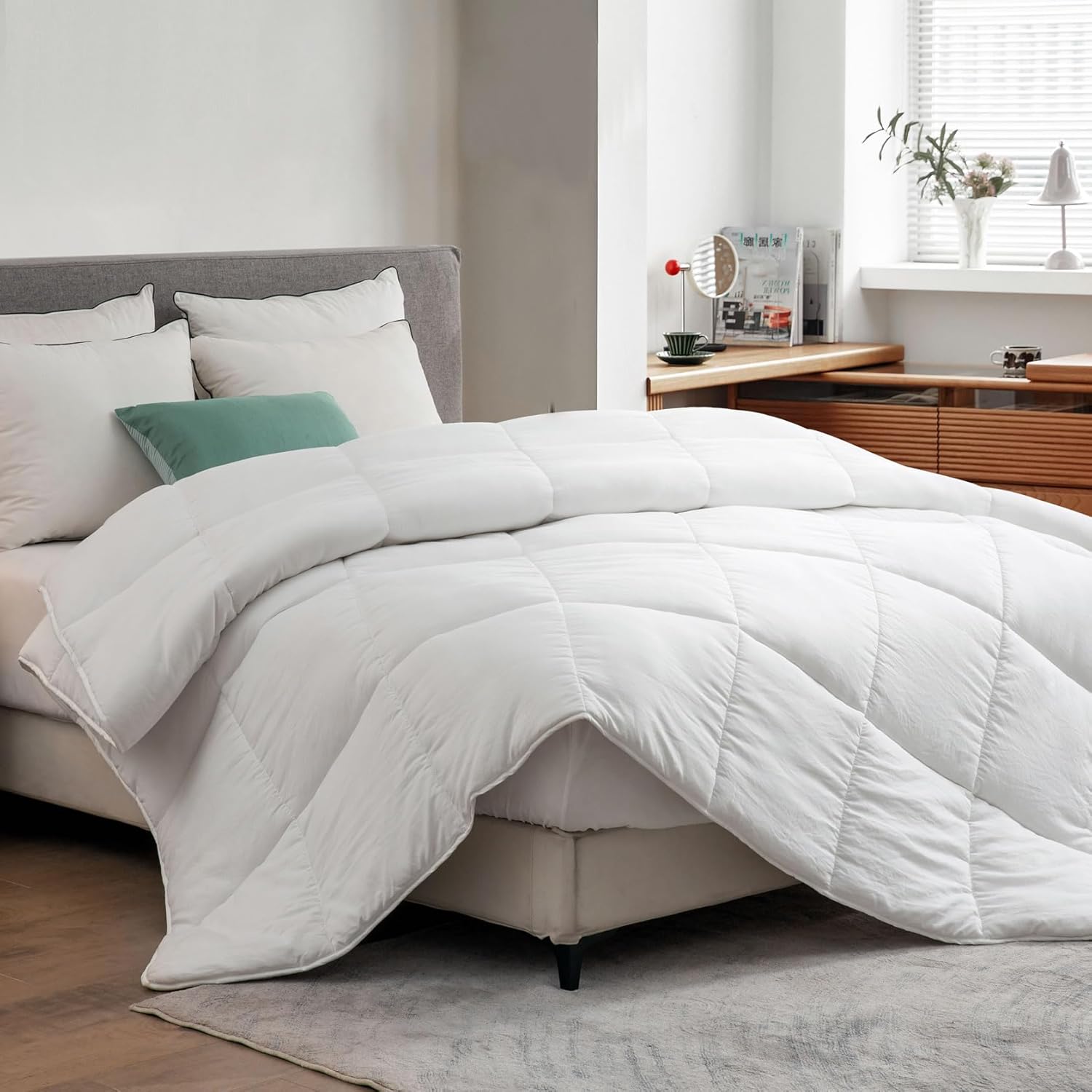 Bio-Based ClimaLoft & Lyocell Comforter Summer/All-Season Duvet Insert Queen Size. Hypoallergenic Down Altemative, Oeko-TEX/GRS Standard, Lightweight for Warm Climates/Sleepers, White