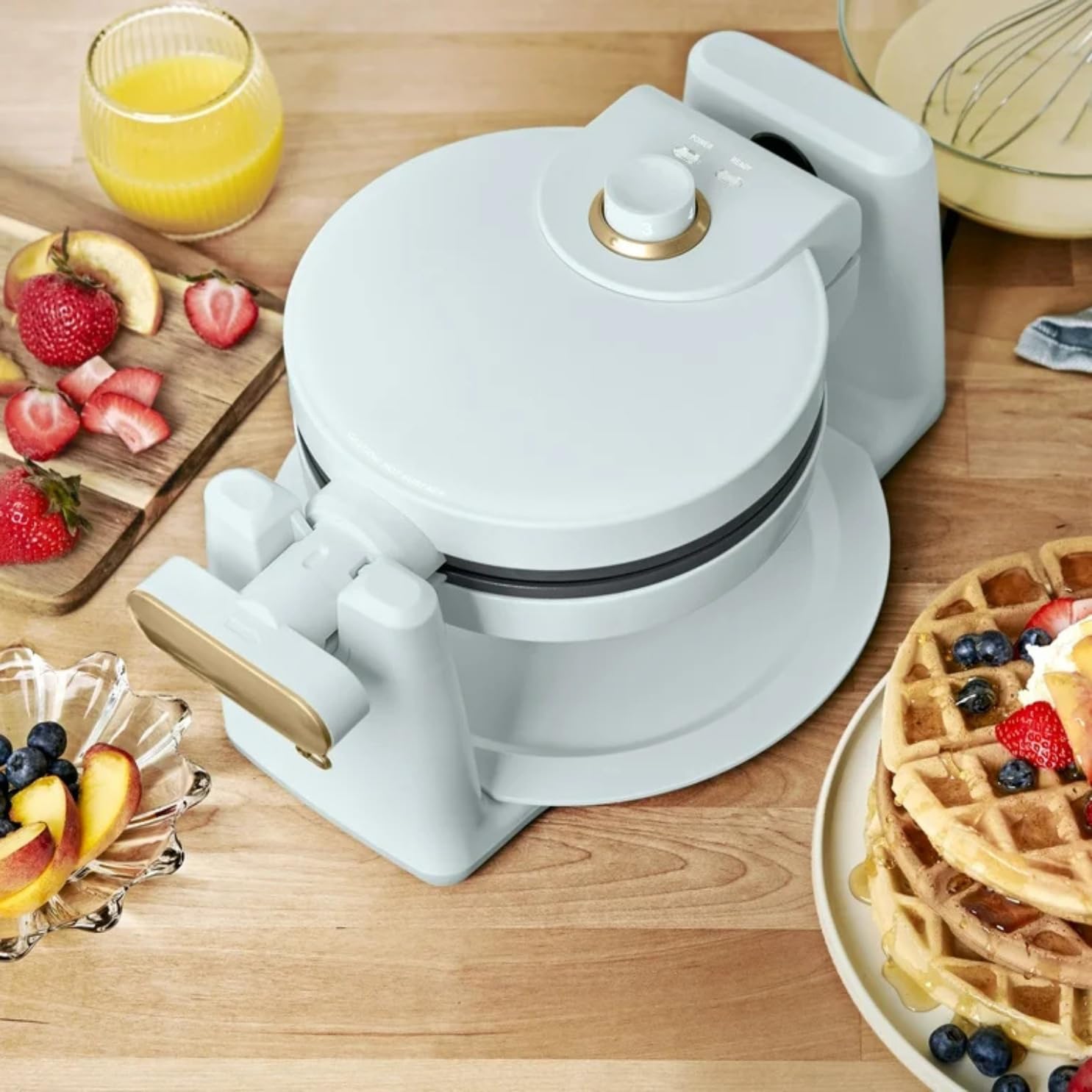 Rotating Belgian Waffle Maker with 7 Browning Settings - Non-Stick Flip Waffle Iron - 900W Deep Pocket