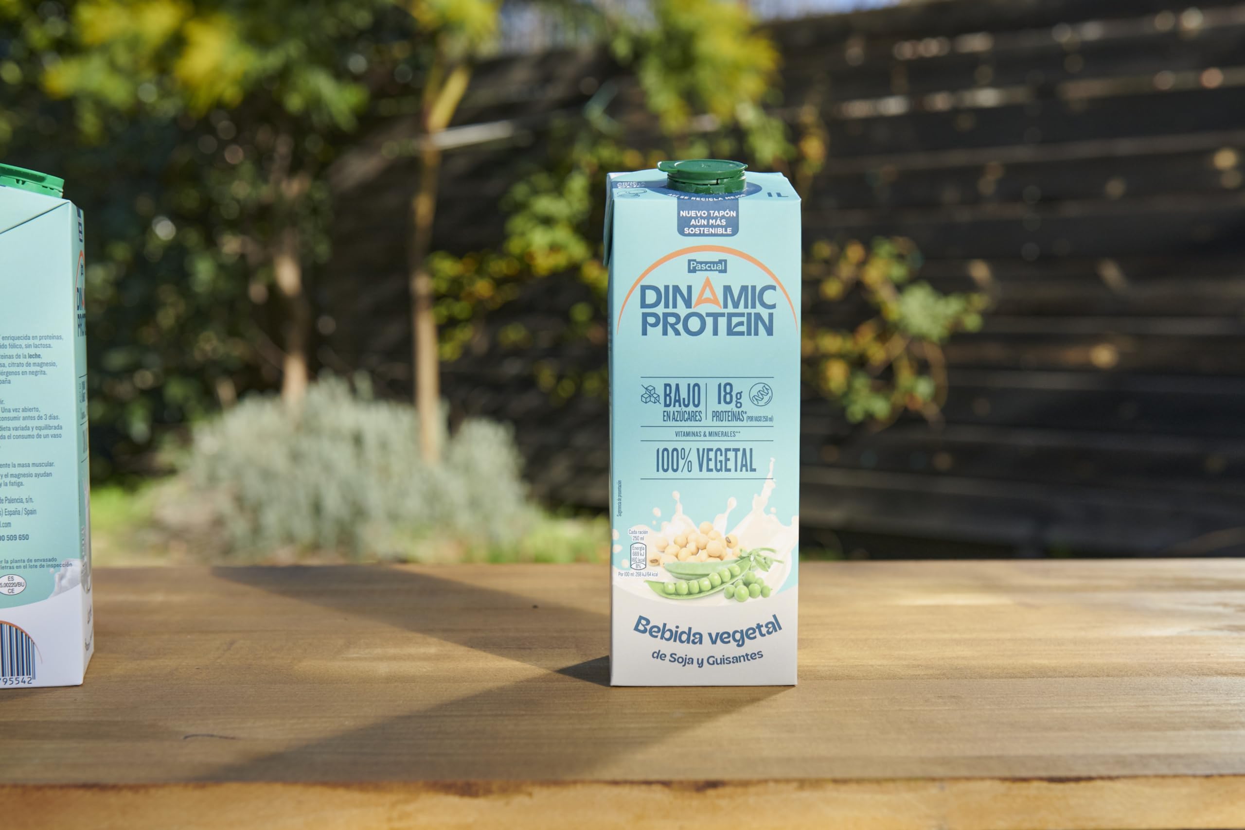 Calidad Pascual Dinamic Protein - Bebida 100% Vegetal, de Soja y Guisantes, con 72 g de Proteína, Bajo en Azúcares, Sin Gluten - Brik 1L
