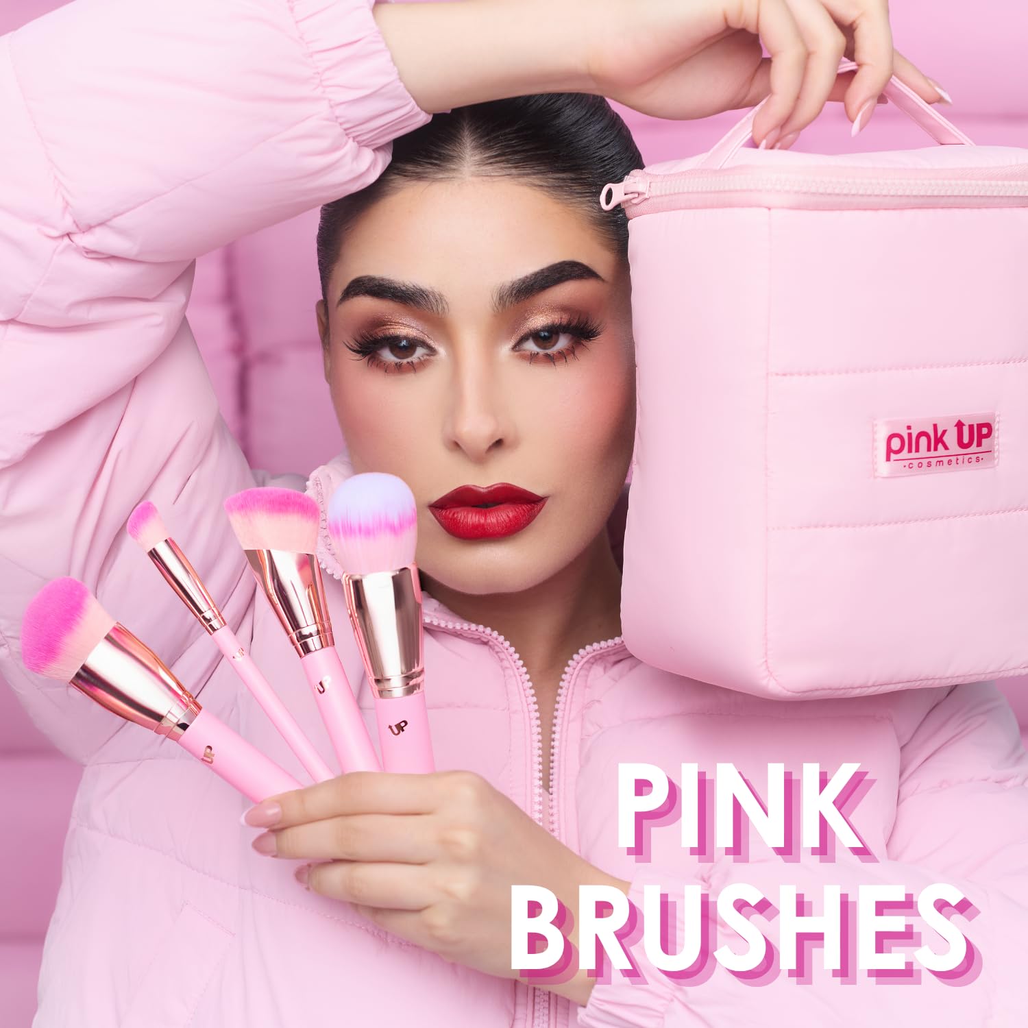 Amazon.com: PINK UP Brocha angular | Maquillaje | Pinceles de