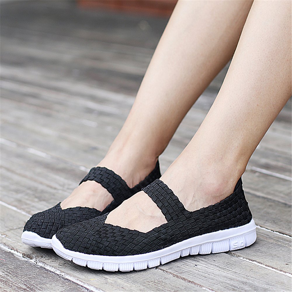 Zapatos para caminar hechos a mano elásticos tejidos sin cordones ligeros