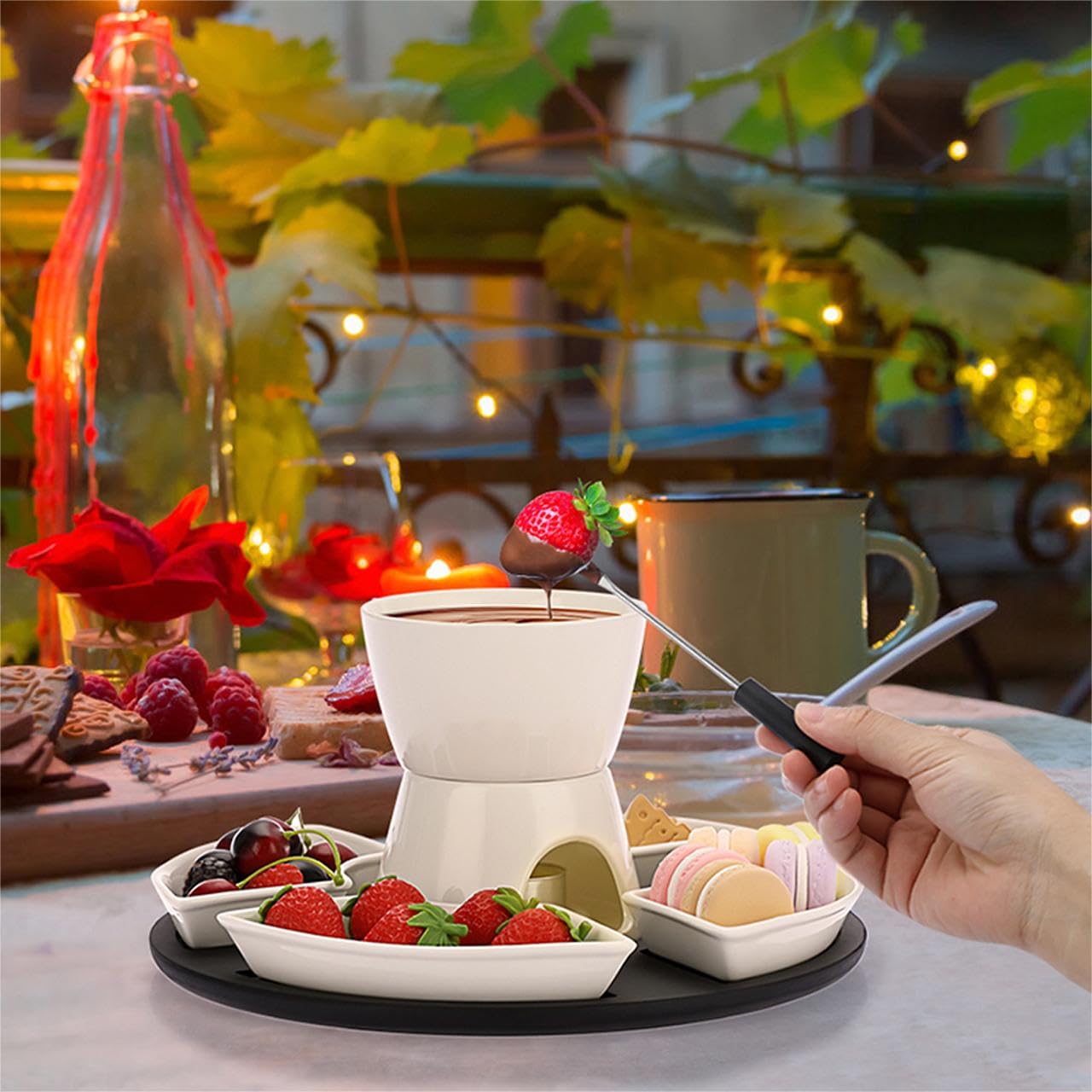 Fondue de Chocolate-300ml Cerámica Blanca Juego de Fundidor de Queso de Cuadrado con 4 Tenedores y 4 Platos con Plato de Madera 11 Piezas para Chocolate Mantequilla y Queso (sin Vela)